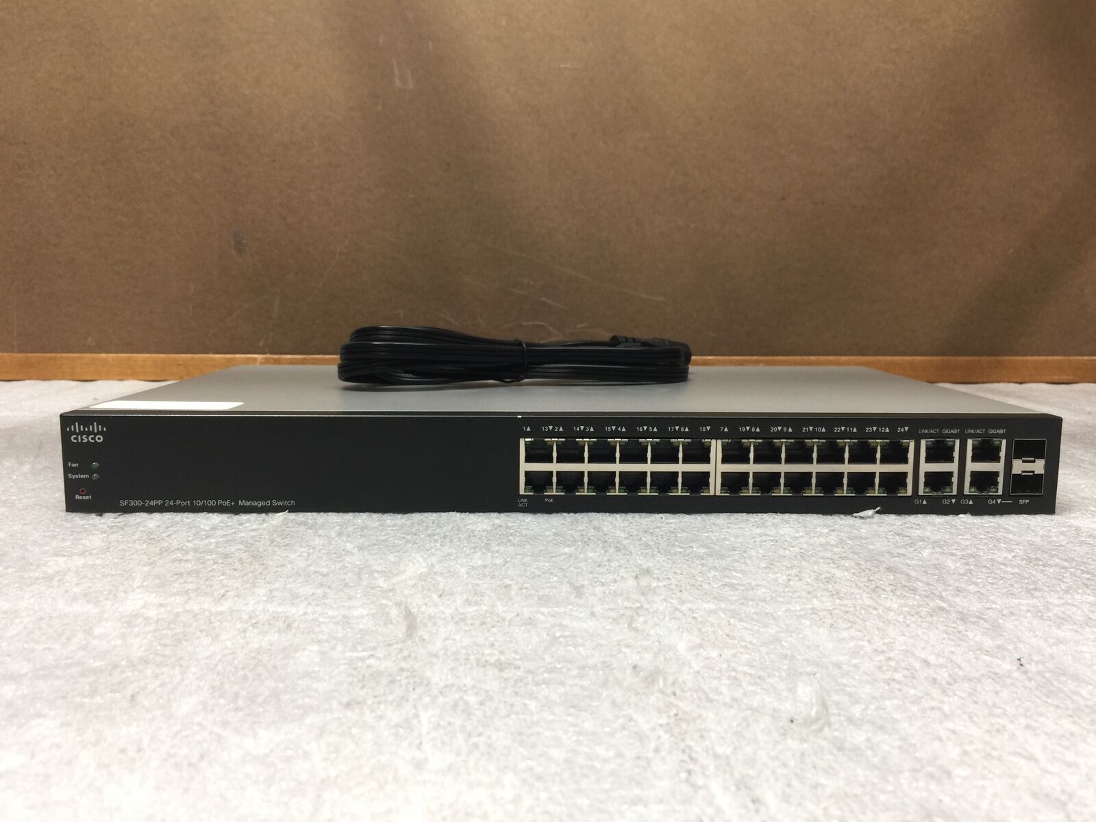 Cisco Small Business 300 SF300-24PP 24 Port PoE+ Managed Switch TESTED RESET