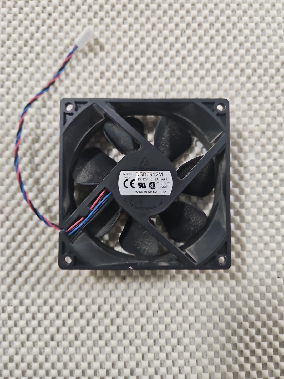 Delta Electronics Desktop Cooling Fan- DSB0912M