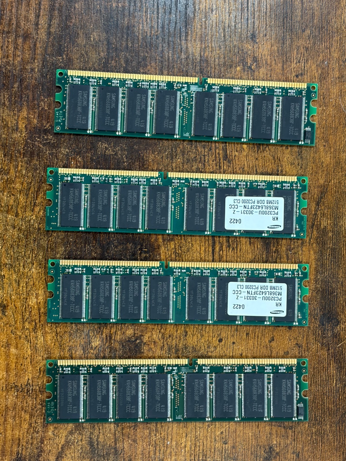 Samsung 2GB Kit (4x 512MB) DDR 400MHz PC3200 RAM 184-Pin M368L6423FTN-CCC Mac G5