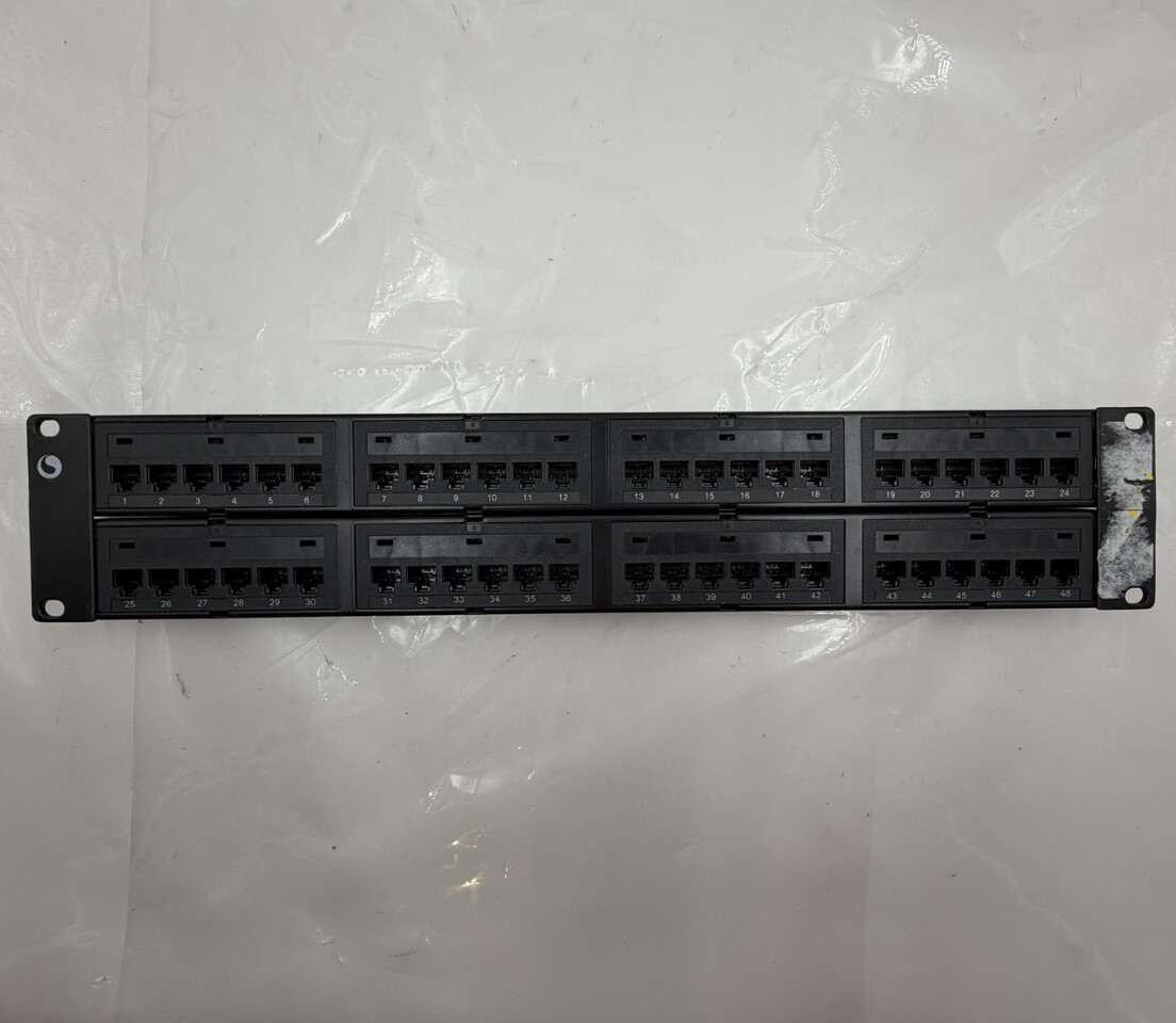 COMMSCOPE 760180059 UNP-6-DM-2U-48 UNIPRISE 2U 48-PORT RJ-45 CAT6 PATCH PANEL