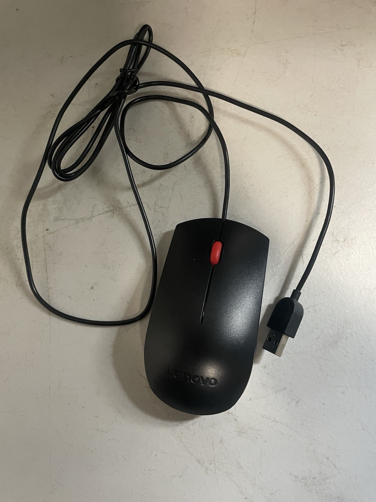 Lenovo Essential USB Mouse Great Beginner Mouse for PC