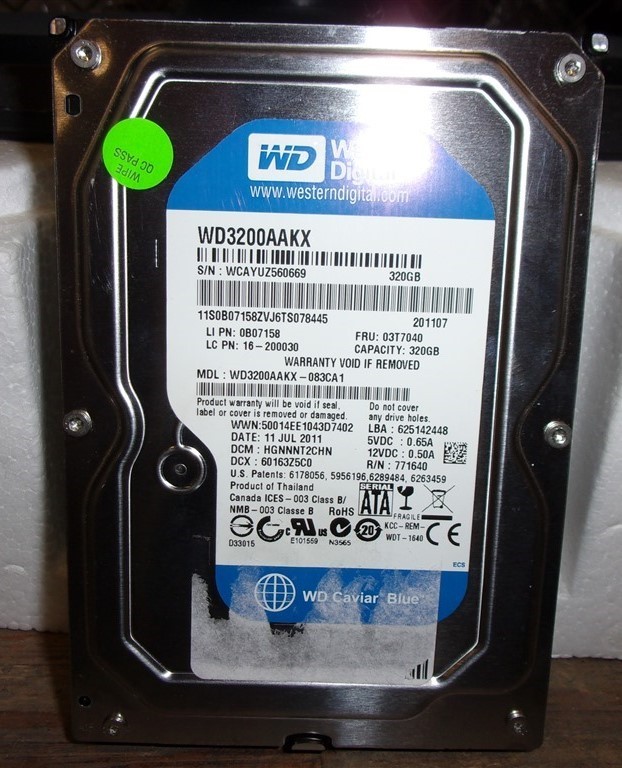 Western Digital WD3200AAKX-083CA1 0B07158 Hard Drive 3.5" SATA 320GB