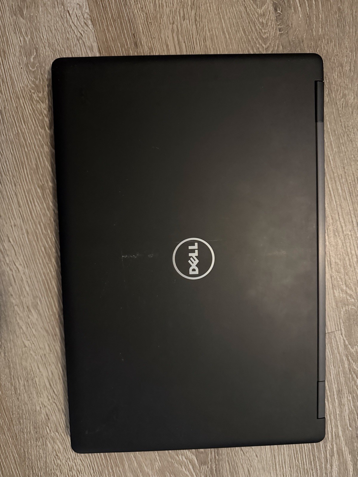 Dell Latitude 5580 15.6" core i7 Part As is