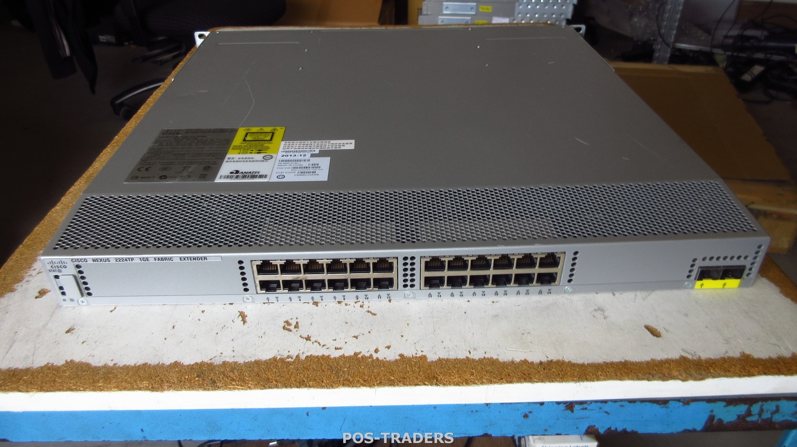 Cisco N2K-C2224TP-1GE V01 24-Port Gigabit Switch + 2x 10GB SFP+ Ports 2x 400W