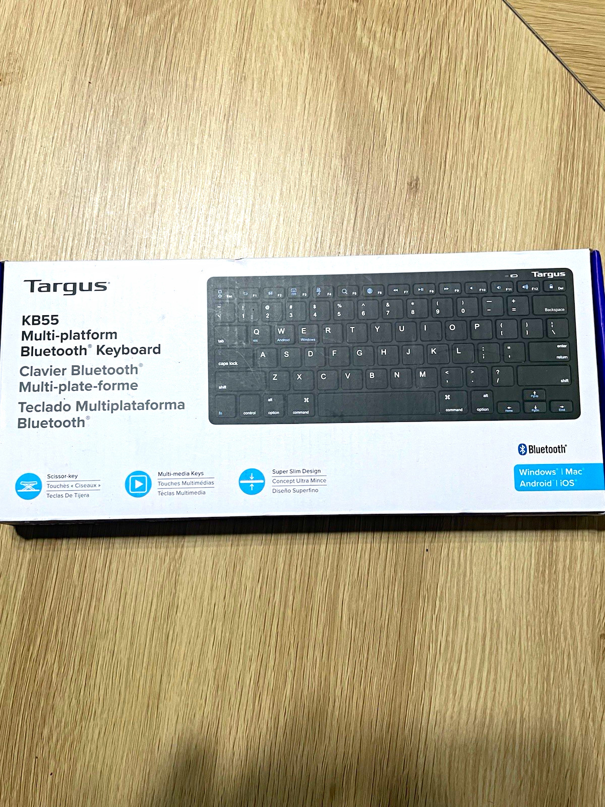 Targus KB55 Bluetooth Slim Multi-Platform Keyboard English QWERTY Black BUS0399