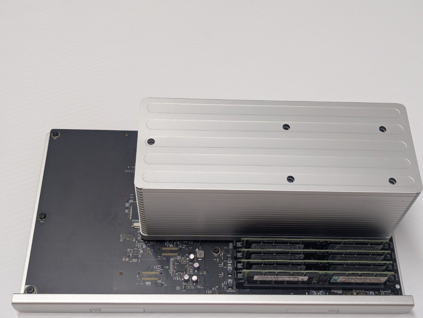 2010-2012 Mac Pro Upgrade Tray 3.46 6 Core X5690 64GB 1333 Ram