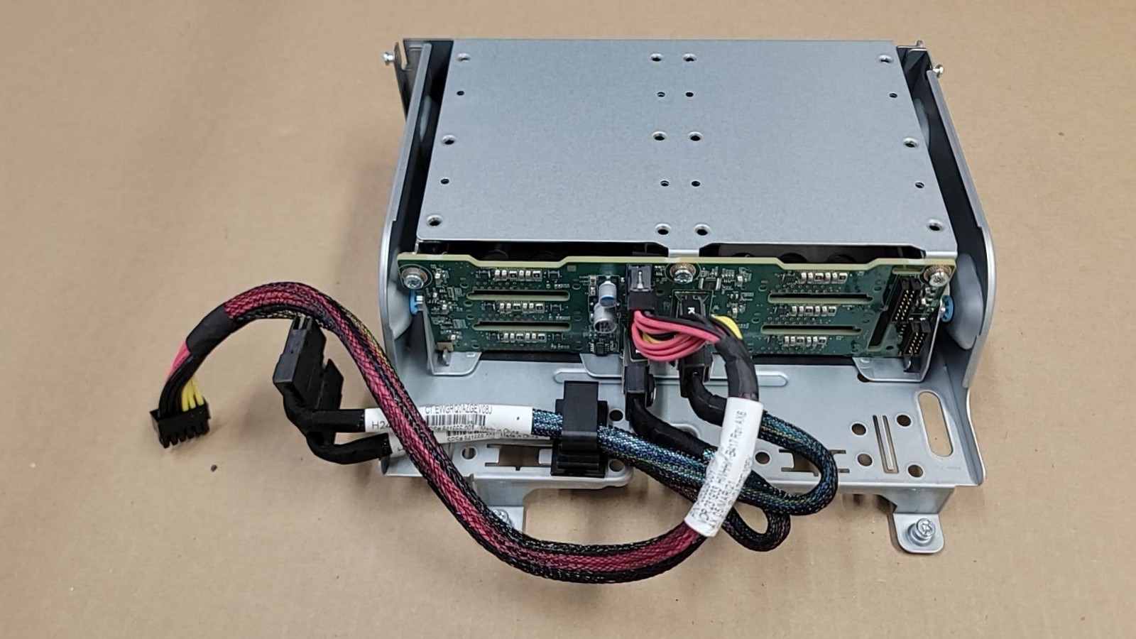 HPE Apollo 4200 Gen10 6-SFF Rear Drive Cage Backplane P14407-001 W/Power SAS cab