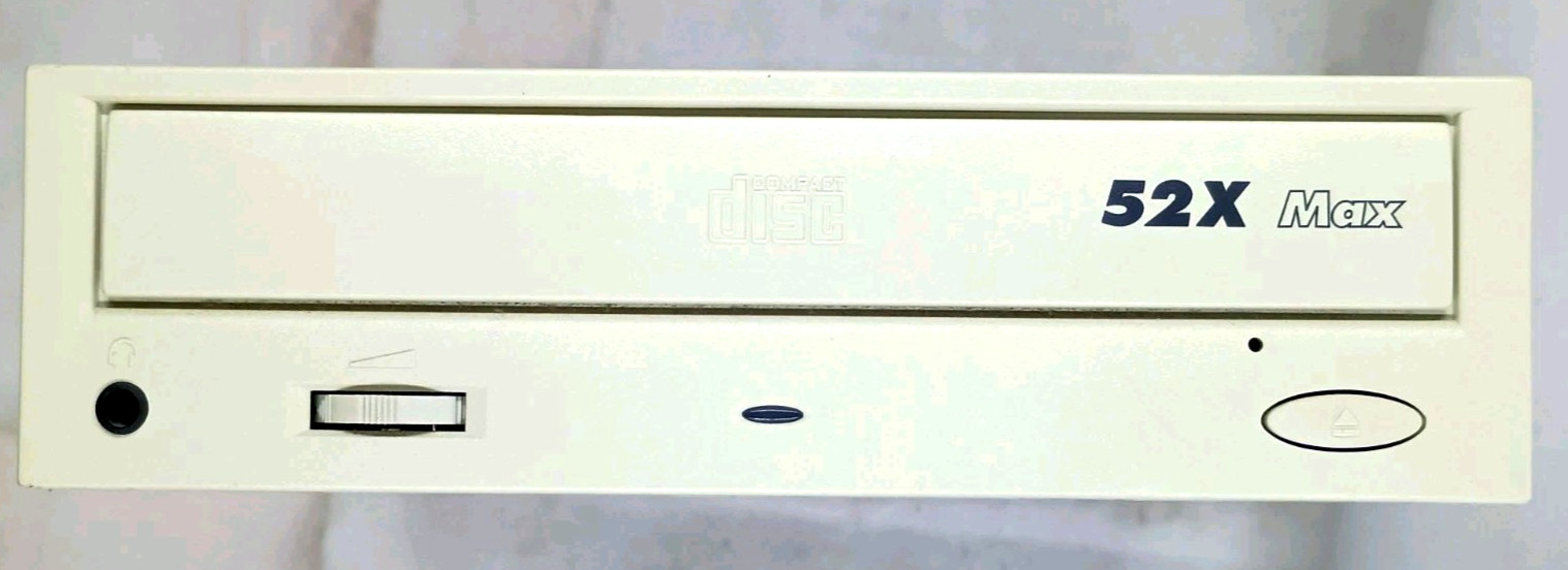 Vintage Internal PC Compact Disc Drive 52X Max Samsung CD Master SC-152