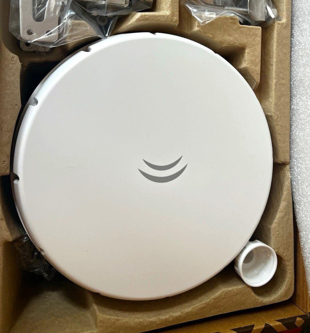 MikroTik Wireless Wire nRAY RBLHGG-60adkit 60GHz 802.11ad 17 dBi RJ45