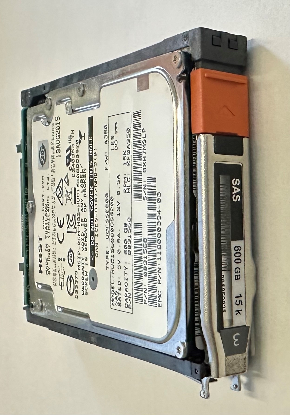 HUC15606_CLAR600 - EMC 600GB 15K RPM SAS 2.5" HDD for VNX5200, 5400, 5600, 58...