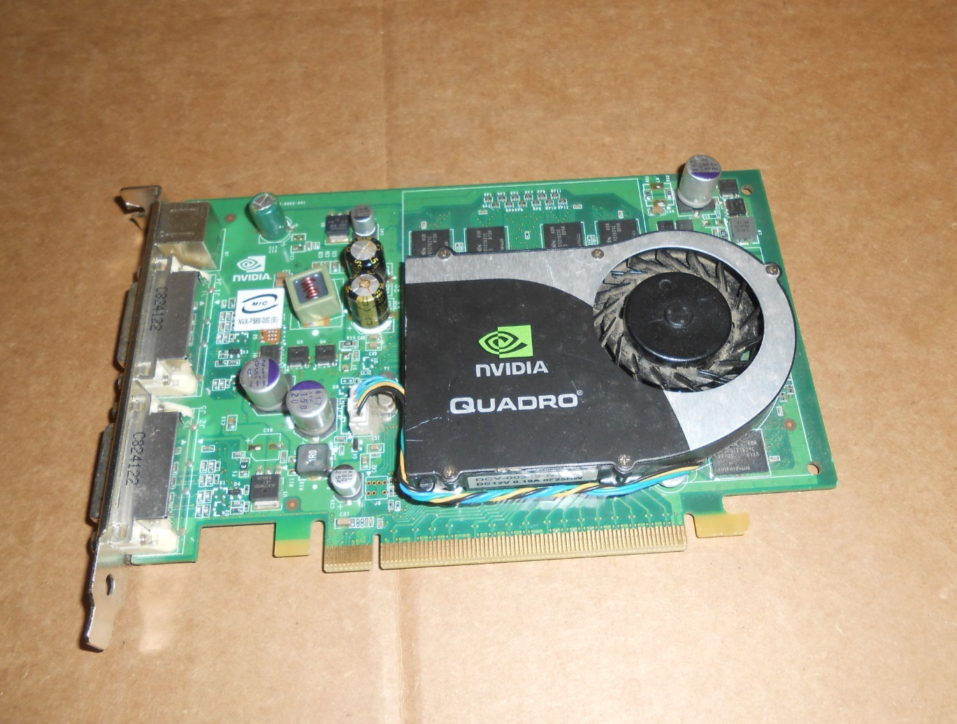 Nvidia Quadro FX 1700 Video Card P588