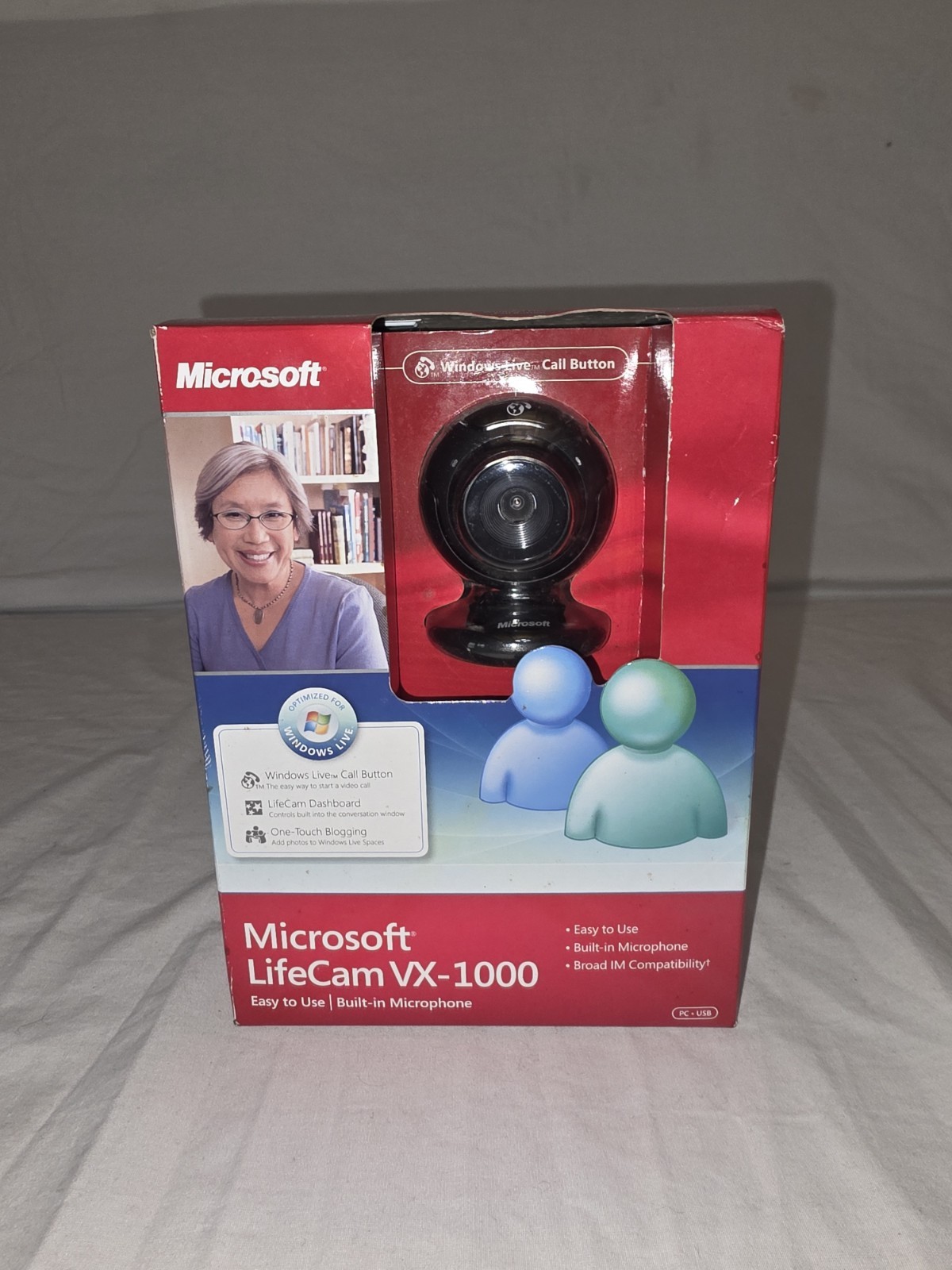 Microsoft LifeCam VX-1000 USB Webcam Model 1080 Built-In Microphone