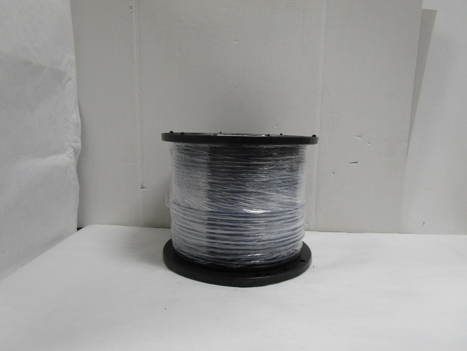 GenSPEED 10 MTP Cat 6A,4PR 23AWG, BLACK PLENUM CABLE 6AP4P24 1000 FOOT 