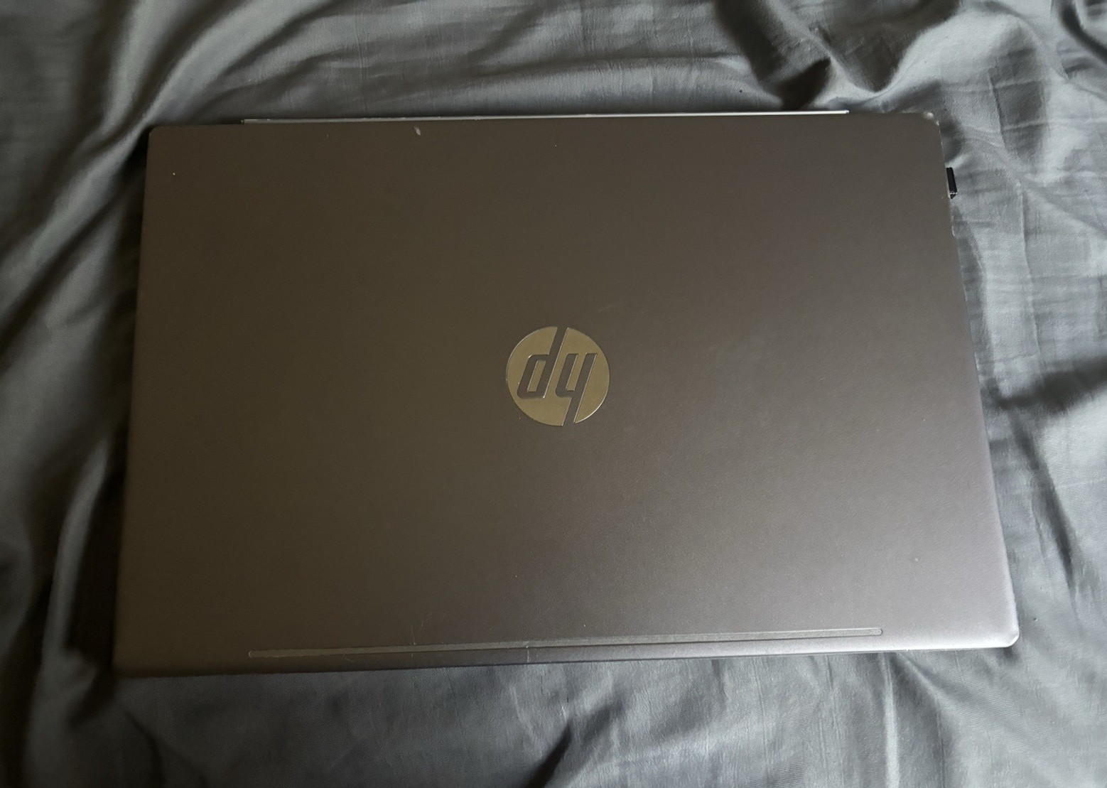 HP Pavilion 17.3" FHD Intel i5 Windows Silver