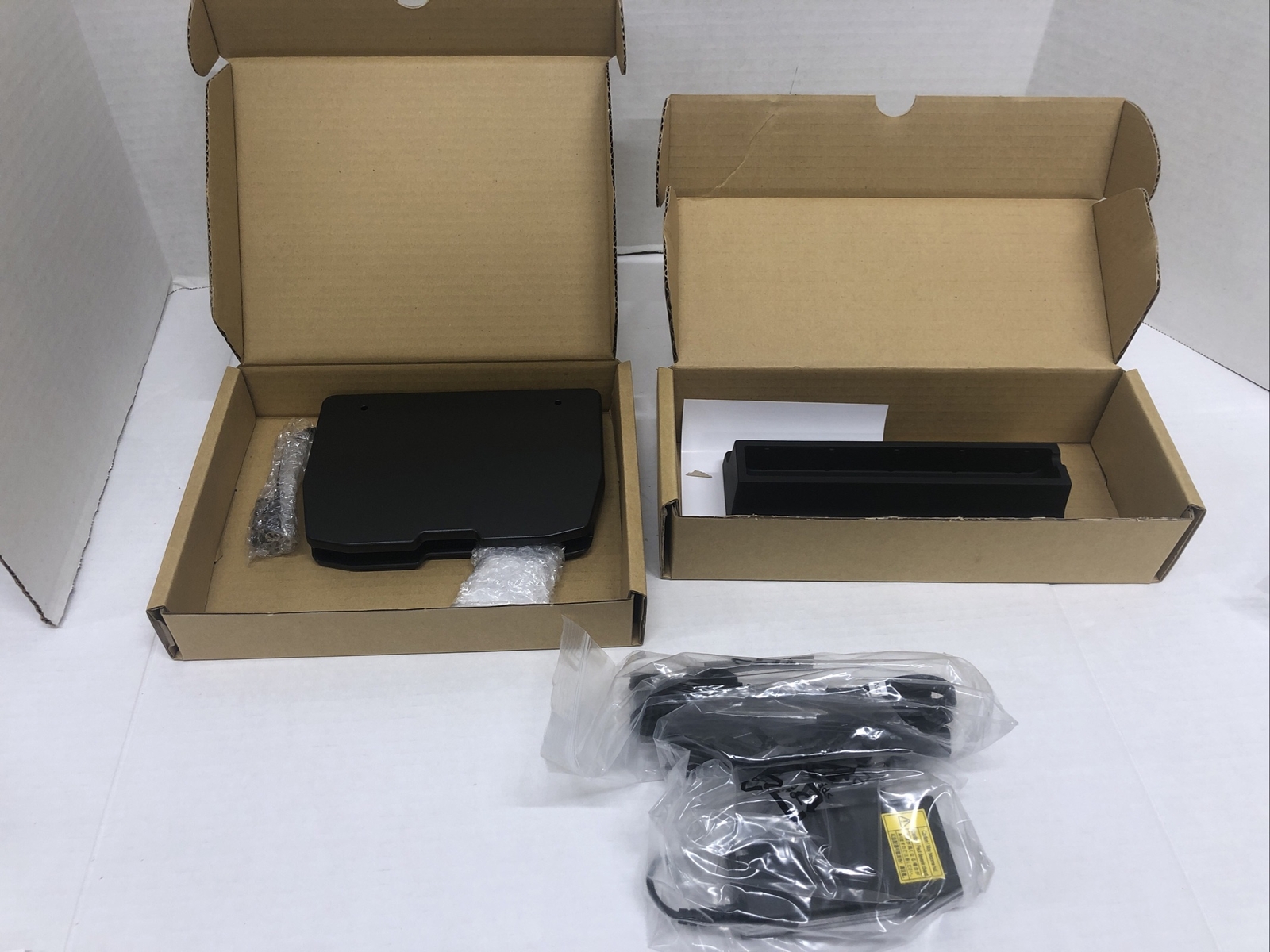 Desktop Battery Charger Kit for Xplore Xlate 12 | Motion Computing R12 Tablet