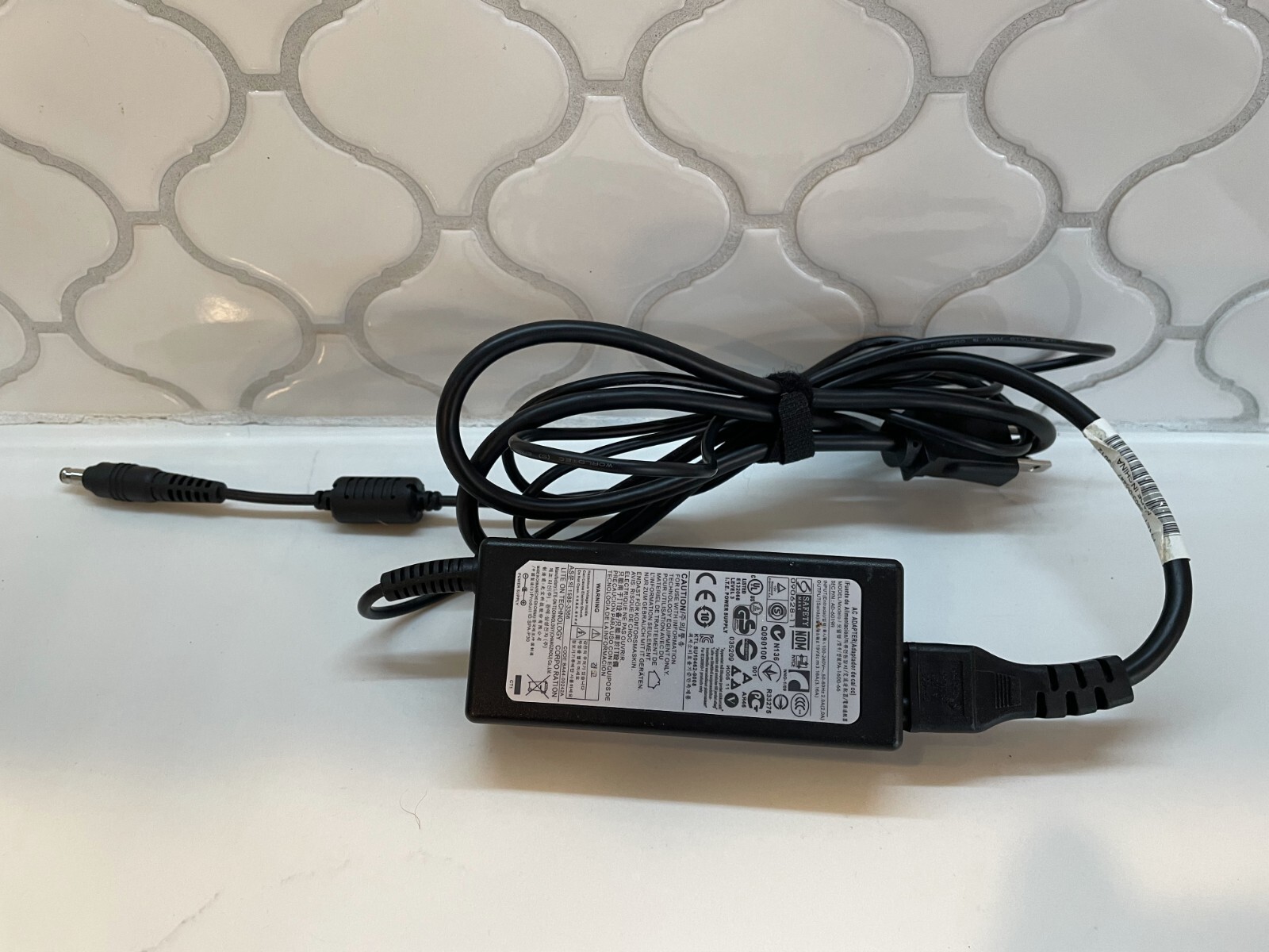 Lite-On AC Adapter 60W 19V 3.16A PA-1600-66 AD-6019R
