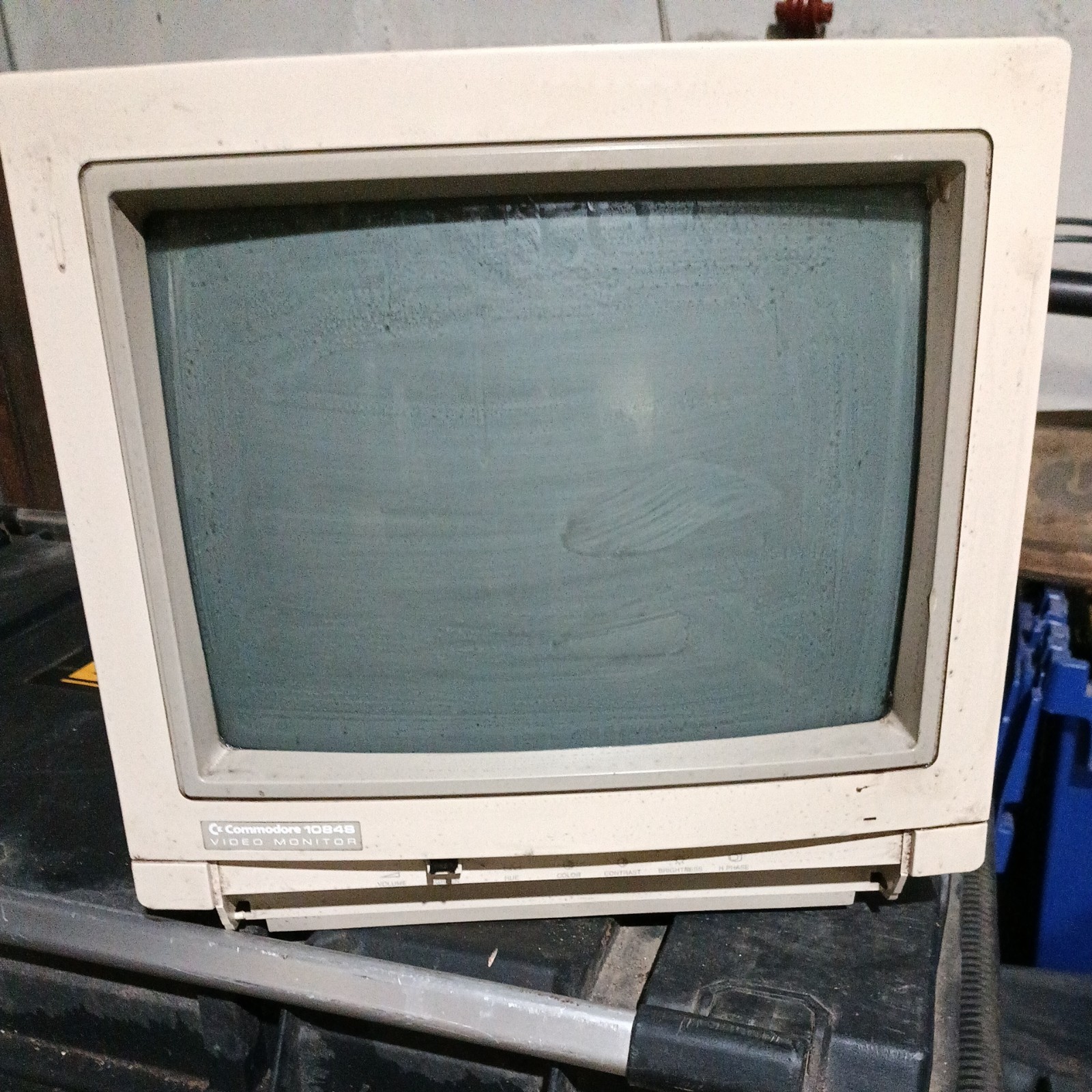 Commodore Video Monitor 1084S-D1 for Amiga selling as is  