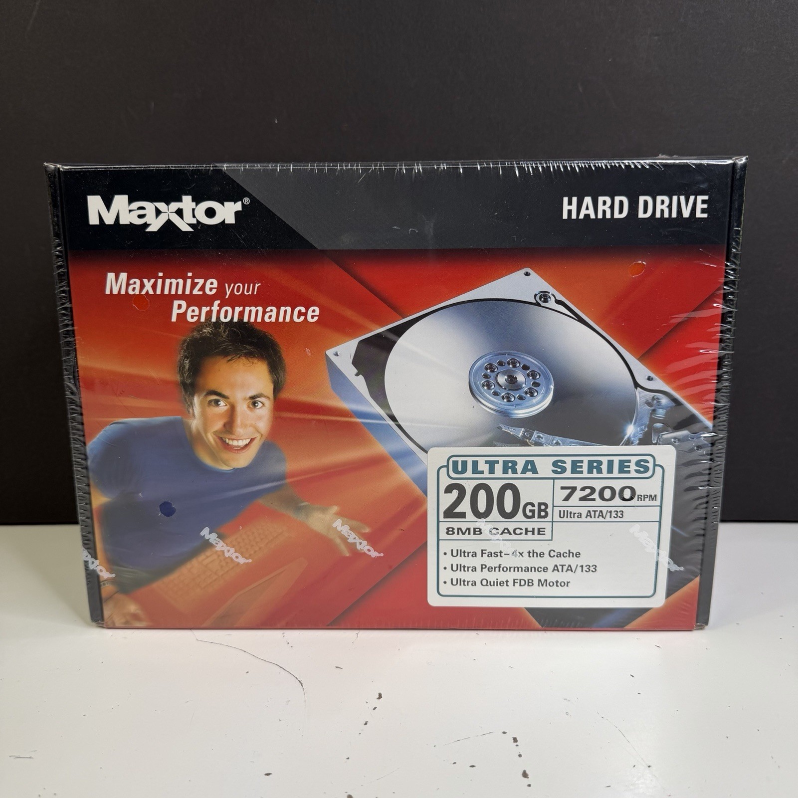 NEW Maxtor Ultra Series 200GB 7200 RPM Ultra ATA/133 Internal Hard Drive SEALED