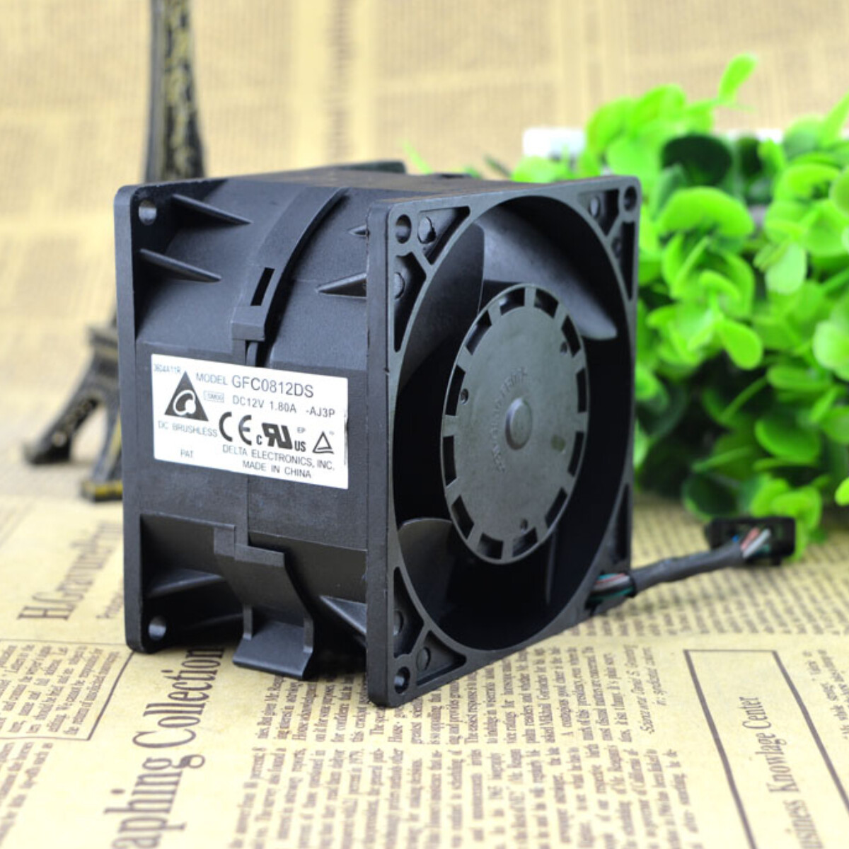DELTA GFC0812DS 1.80A DC12 8CM 8056 Booster Fan High Air Volume IBM X3650m4 Fan