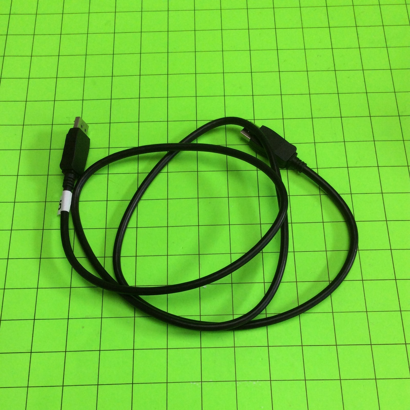LG 28MQ780-B Monitor Displayport Cord