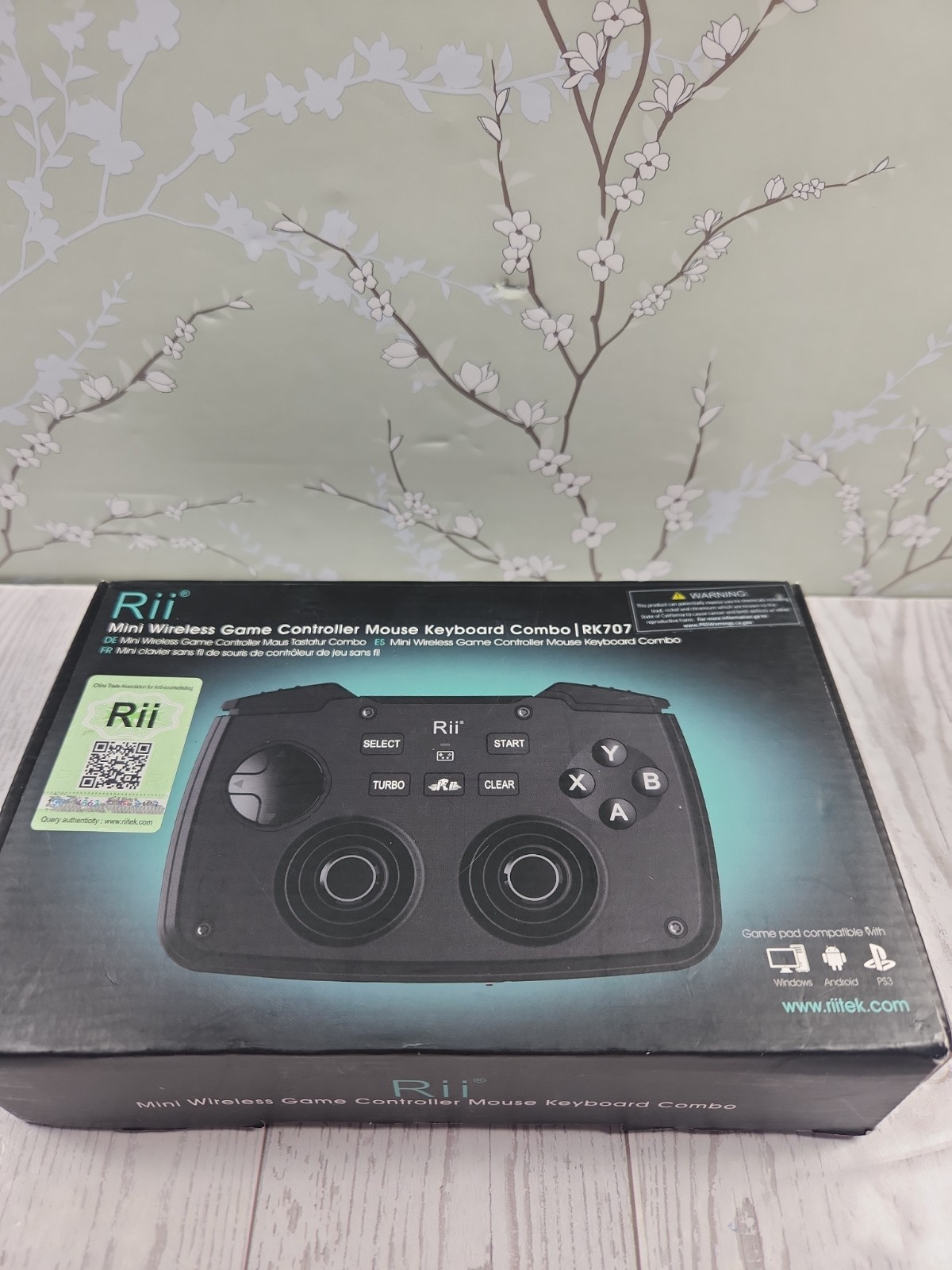 Rii RK707 2.4GHz Wireless Portable Game Controller Keyboard Mouse Combo