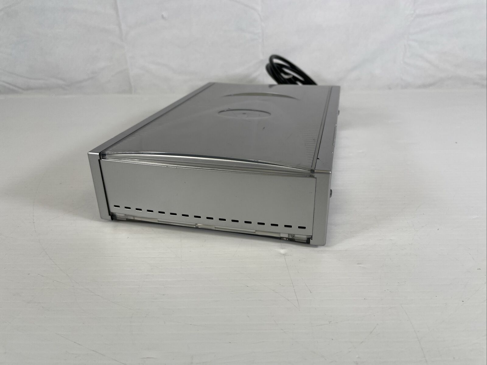 Plumax Vintage EXTERNAL HARD DRIVE (0011176) 40 GB - Wiped, tested and working.