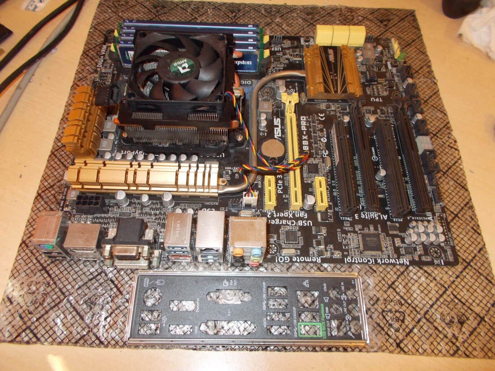 AMD A10-6800K 4.1ghz Quad Core CPU Asus A88X-PRO REV:1.02 MB Combo + 16GB Ram
