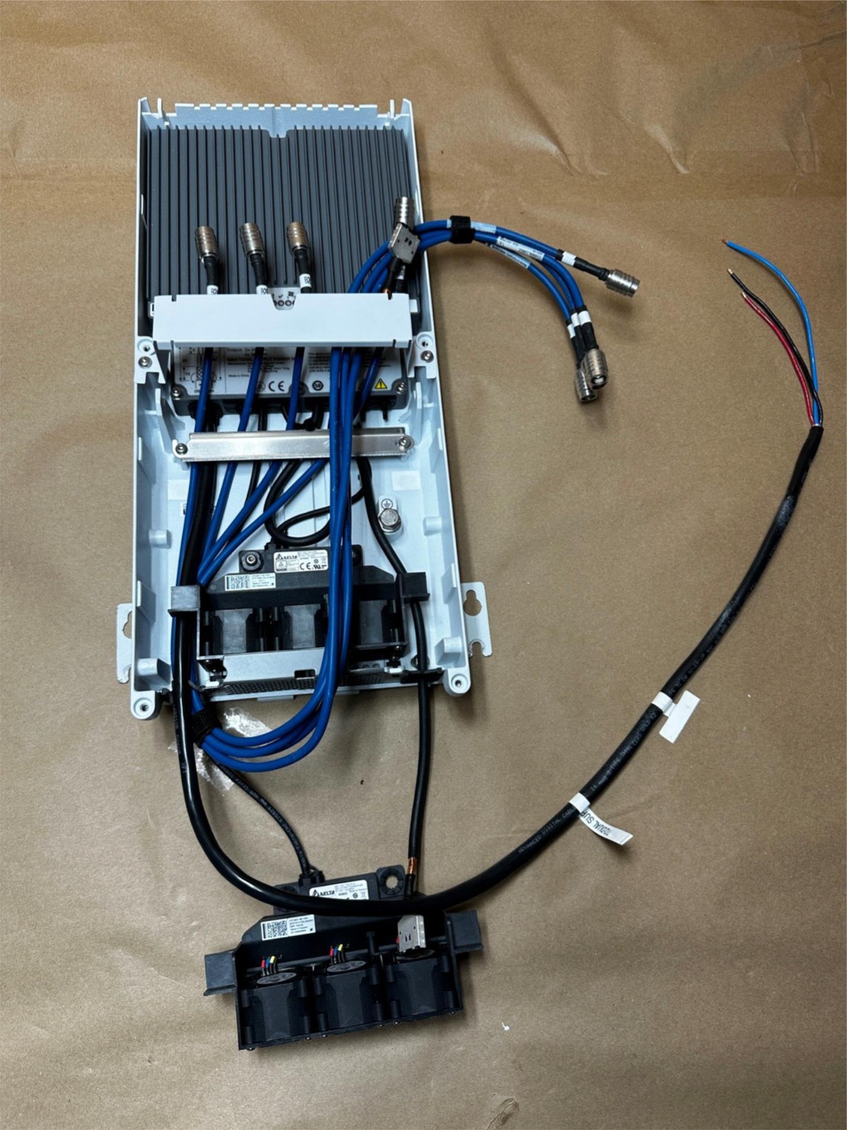 NEW Ericsson BML 901 366/1 PSU AC 11 for Baseband 6502 in IP65 Enclosure