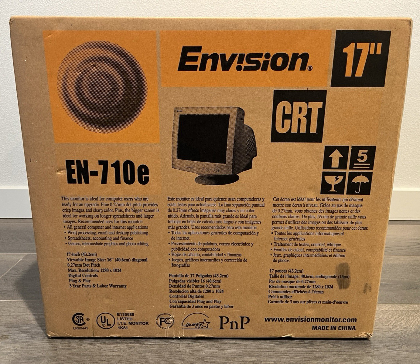 Envision EN-710e 17" Computer CRT Monitor - New Old Stock (1280x1014) - Sealed