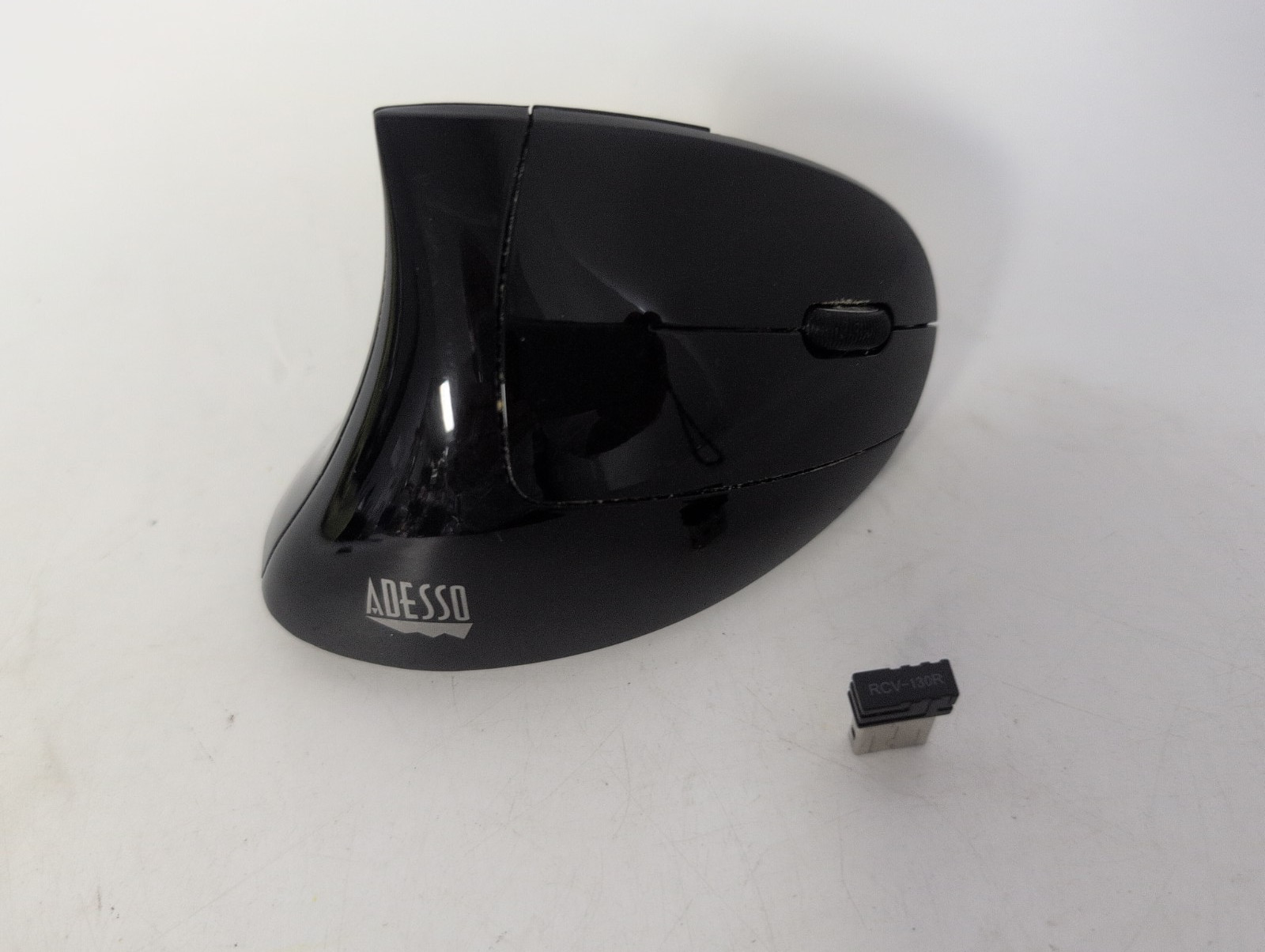 Adesso iMouse E10 2.4 GHz Wireless Vertical Ergonomic Mouse - With Dongle