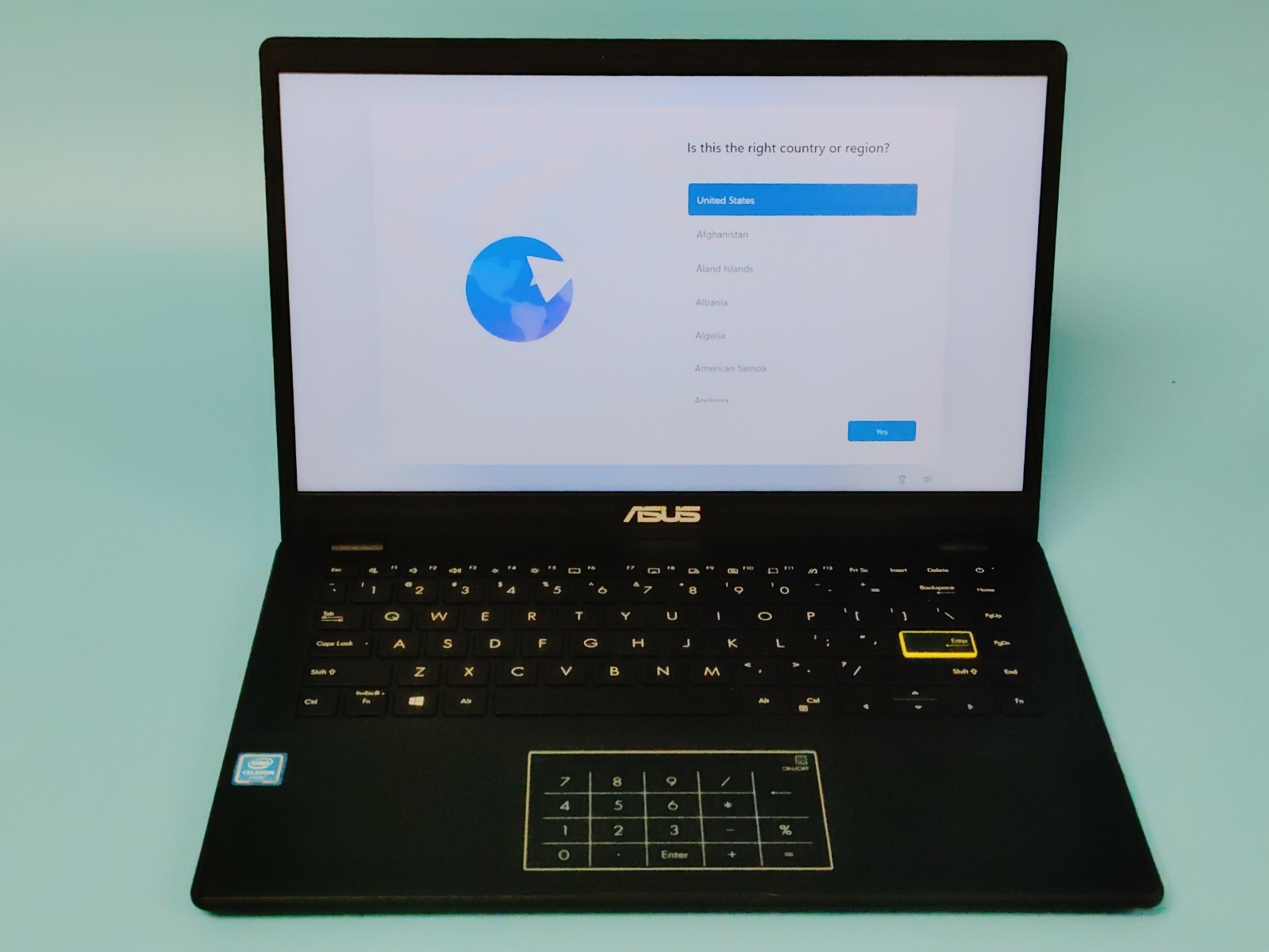 ASUS 14''64GB eMMC Intel Celeron N4020 2.4GHz 4GB RAM Black (E410MA-TB.CL464BK)