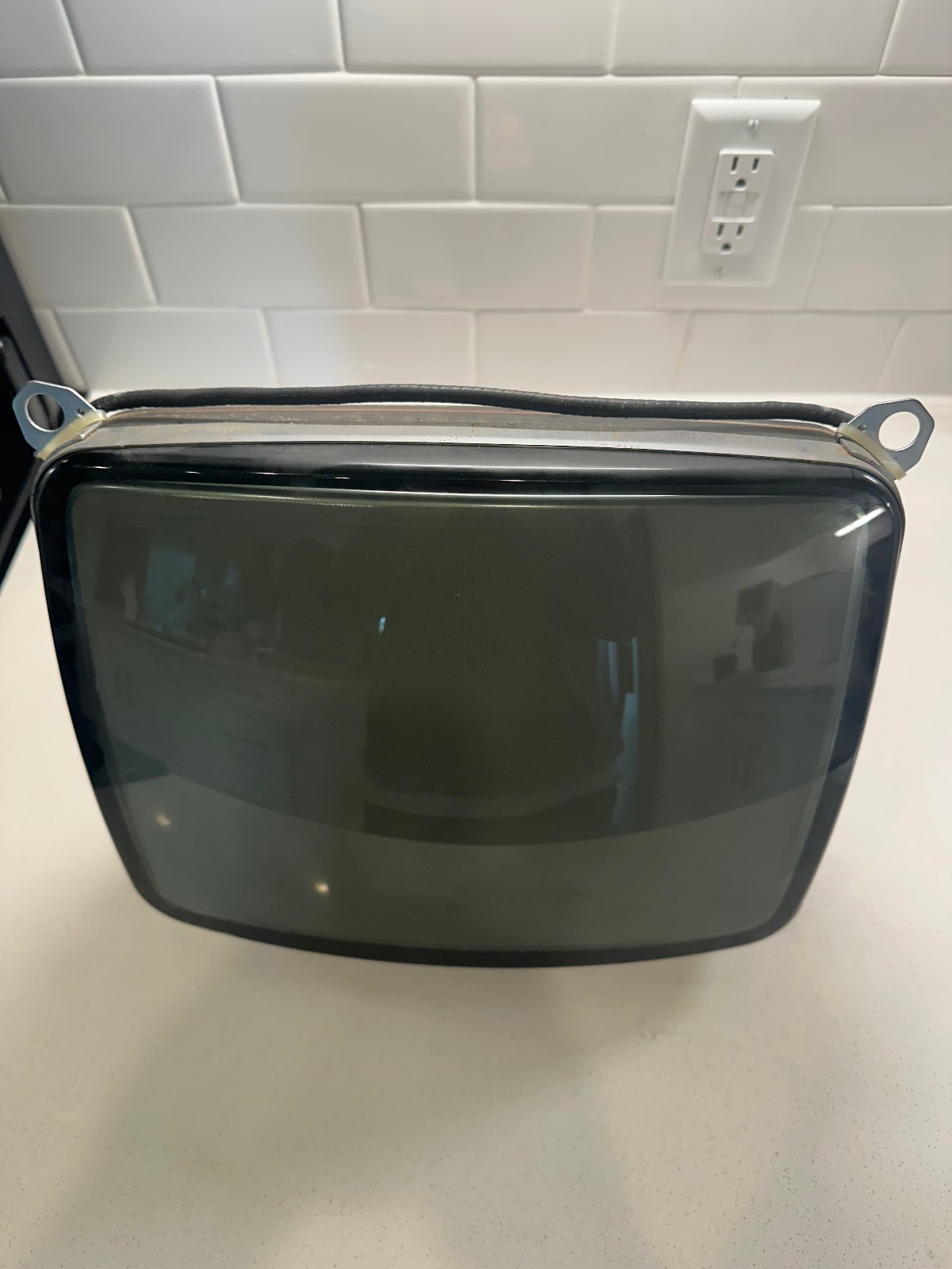 Commodore 1084 CRT Monitor Picture Tube + Yoke (M34EAQ10X)
