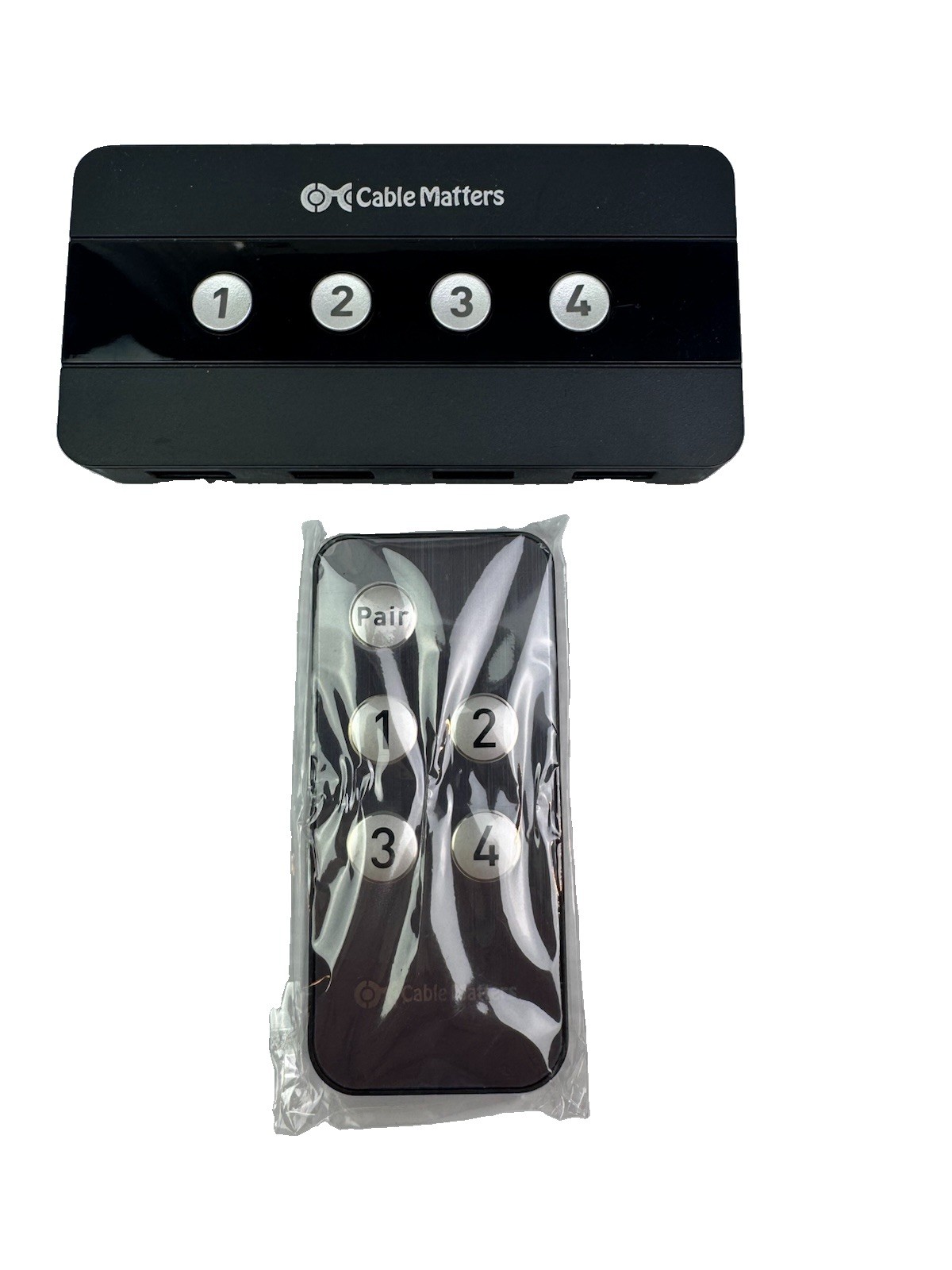 Cable Matters 4 Port USB 3.0 Switch USB Sharing Switch for 4 Computers No Cables