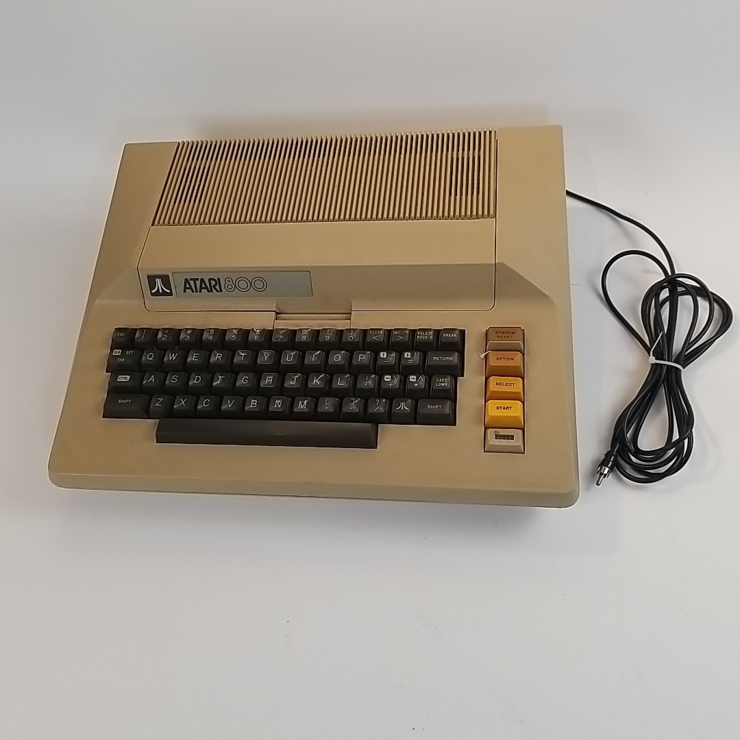 Vintage ATARI 800 Computer CX 853 RAM 801 ROM Included For Parts Repair Untested