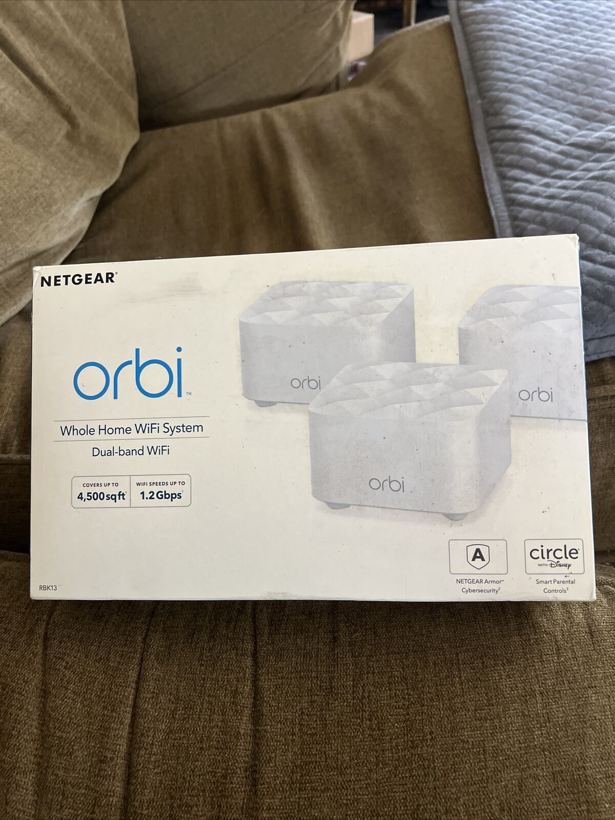 Netgear Orbi AC1200 Dual-Band Whole Home Mesh WiFi System RBK13 (3 Pack Open BOX