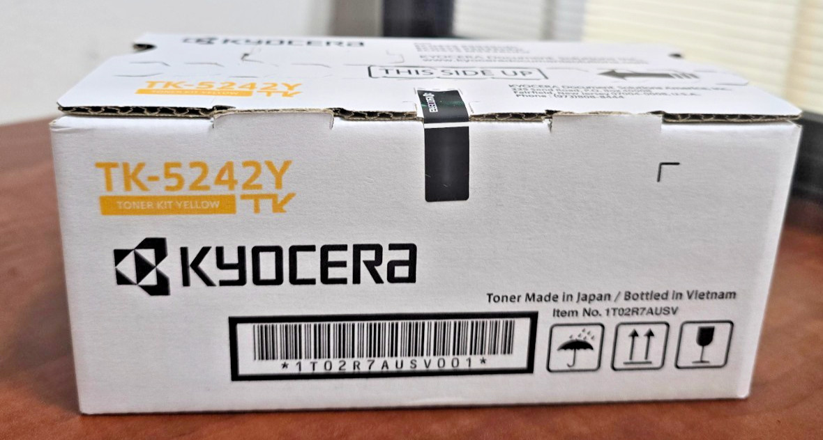 Kyocera TK-5242Y Toner Kit Yellow