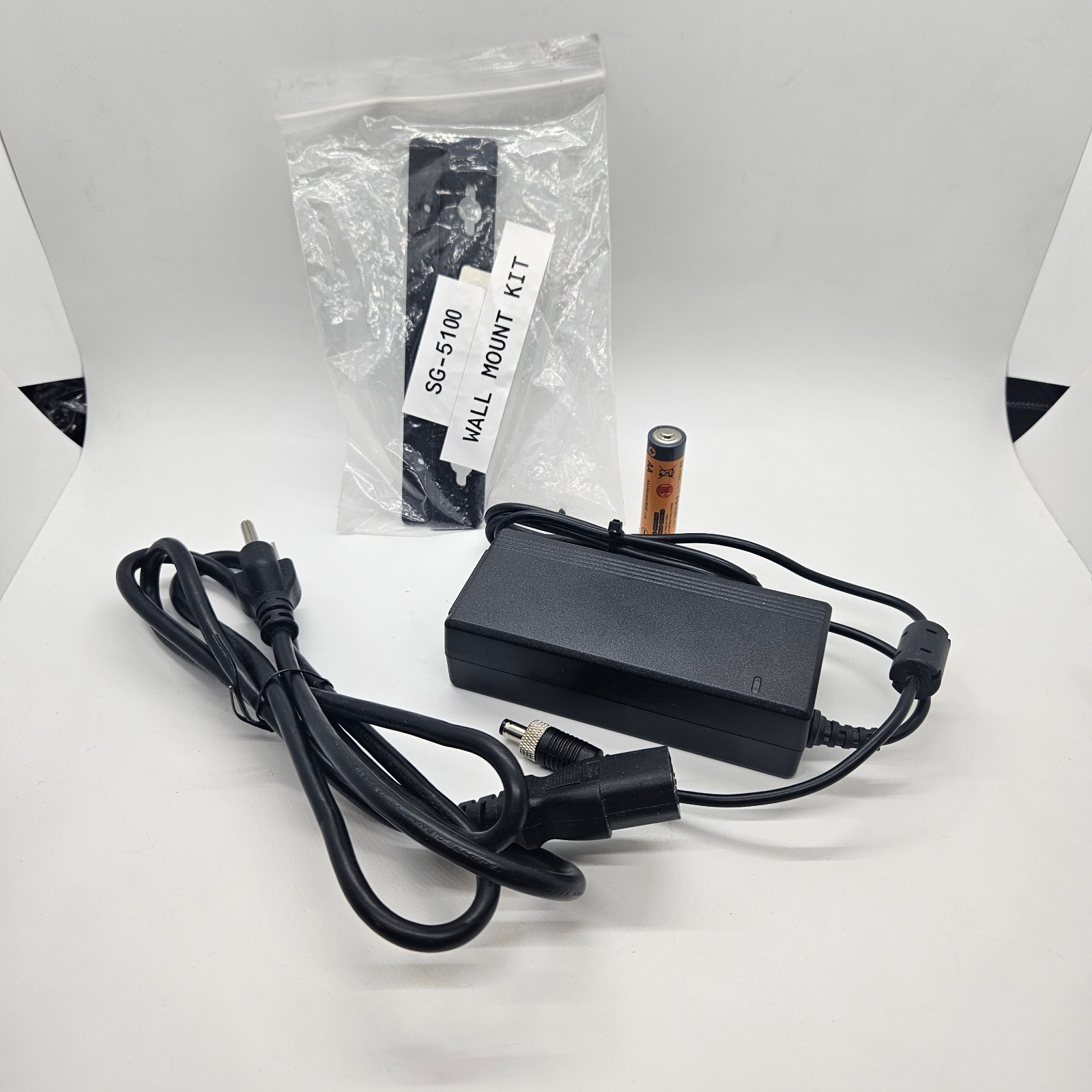 sg 5100 netgate power supply & Wall Mounting kit