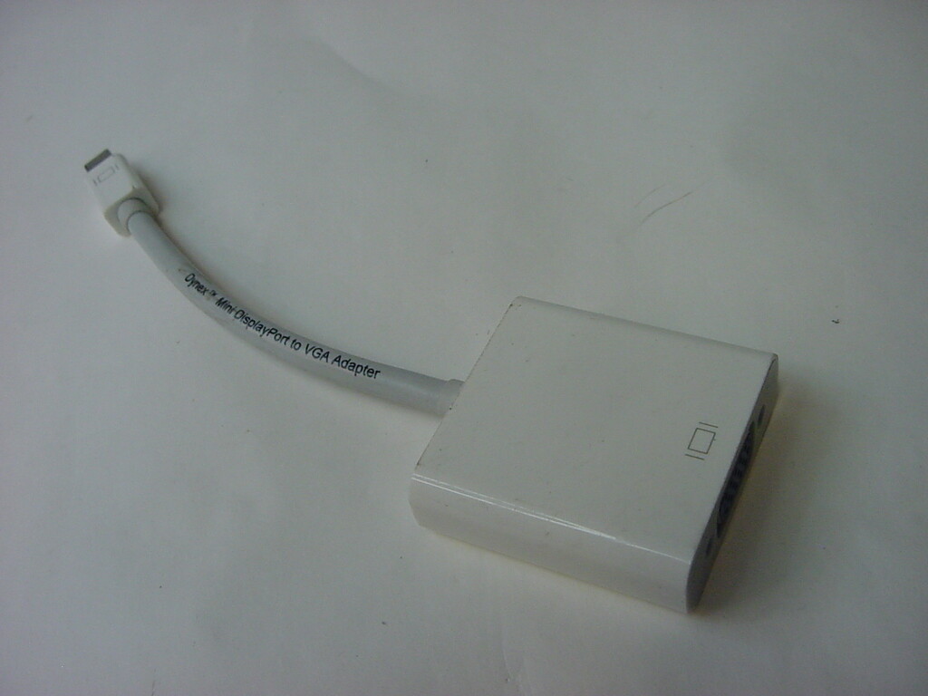 DYNEX MINI DISPLAYPORT TO VGA ADAPTER CORD CABLE ADAPTER