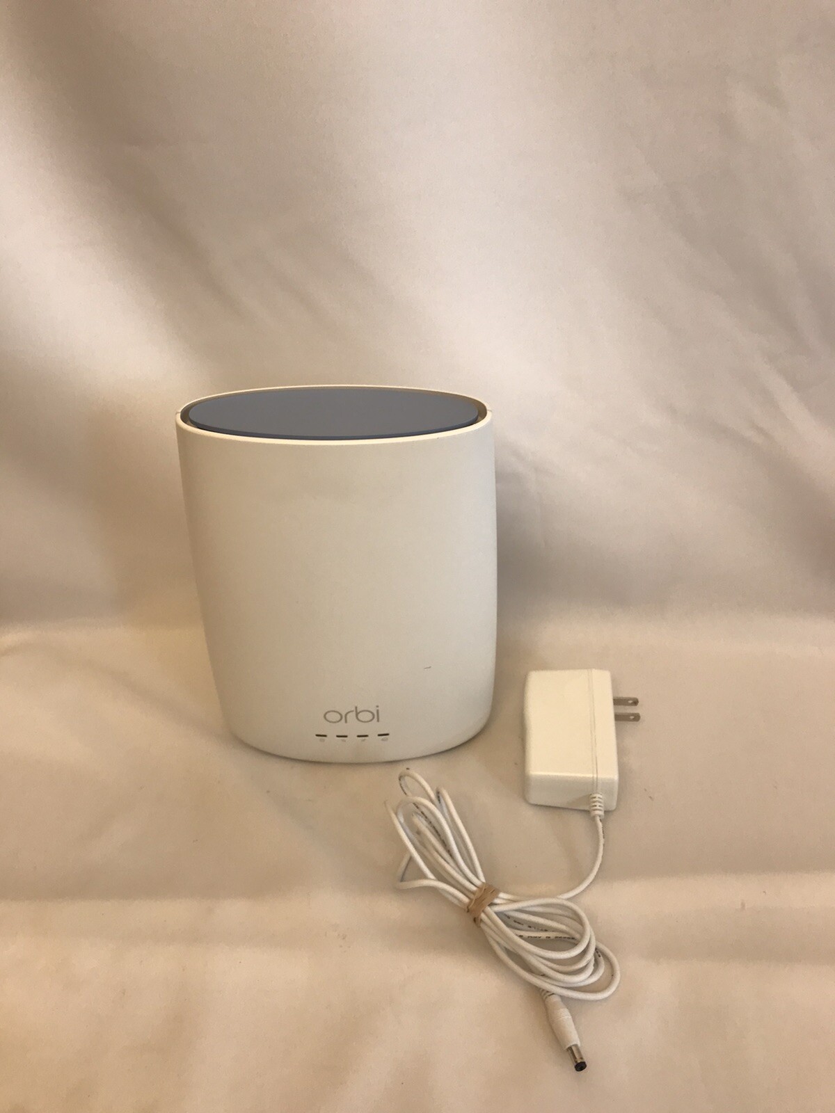 NETGEAR Orbi All-in-One CBR40 Wi-Fi Router Gaming Expandable Satellites Addtl