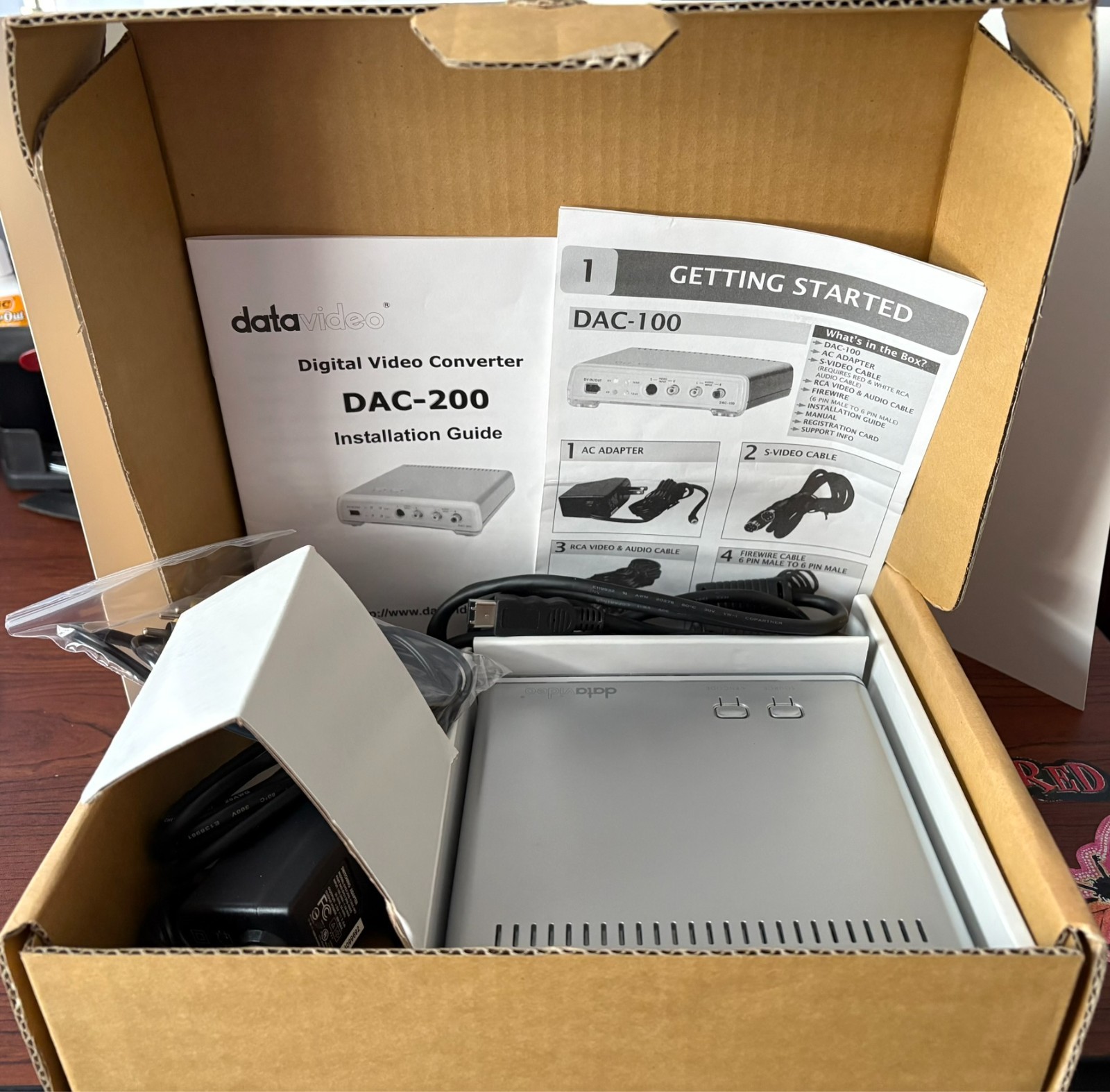 DataVideo DAC-200 DV Converter + Plus + Dynex FireWire 800 Express Card Adapter