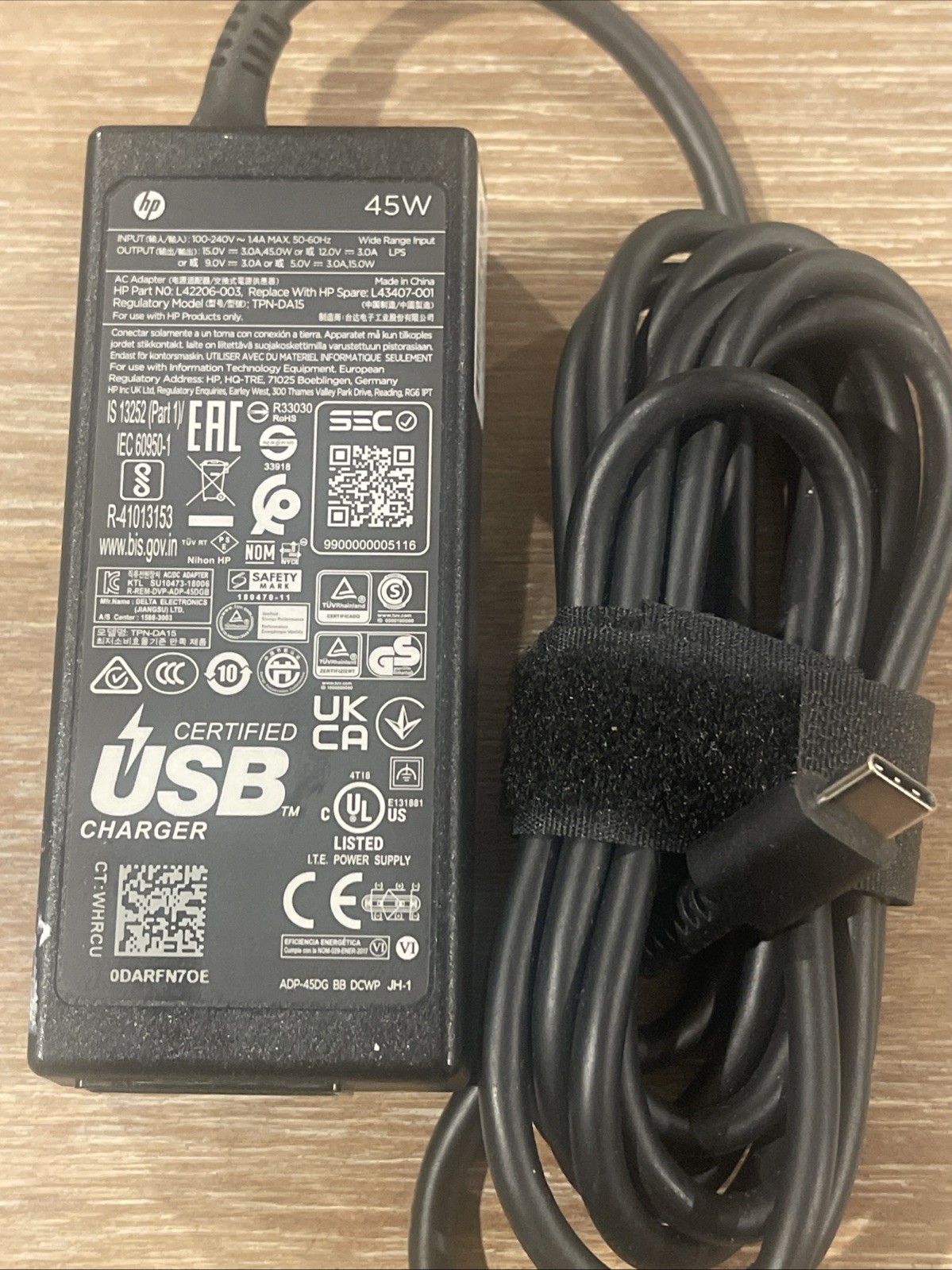 HP 45W USB-C LC Power Adapter HP Part NO: L42206-003, 45watt