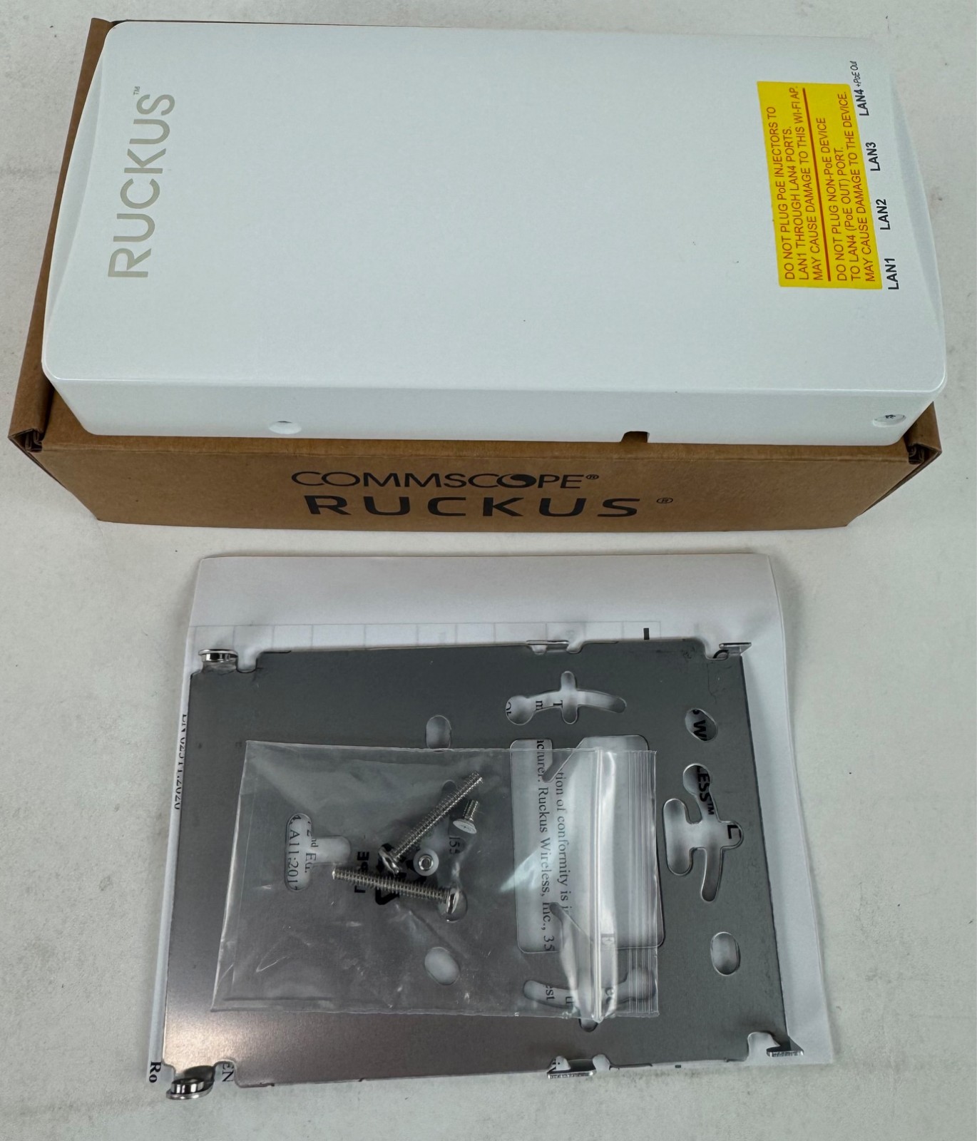 Ruckus Zoneflex H550 Wall Mounted Access Point - 901-H550-US02 - New