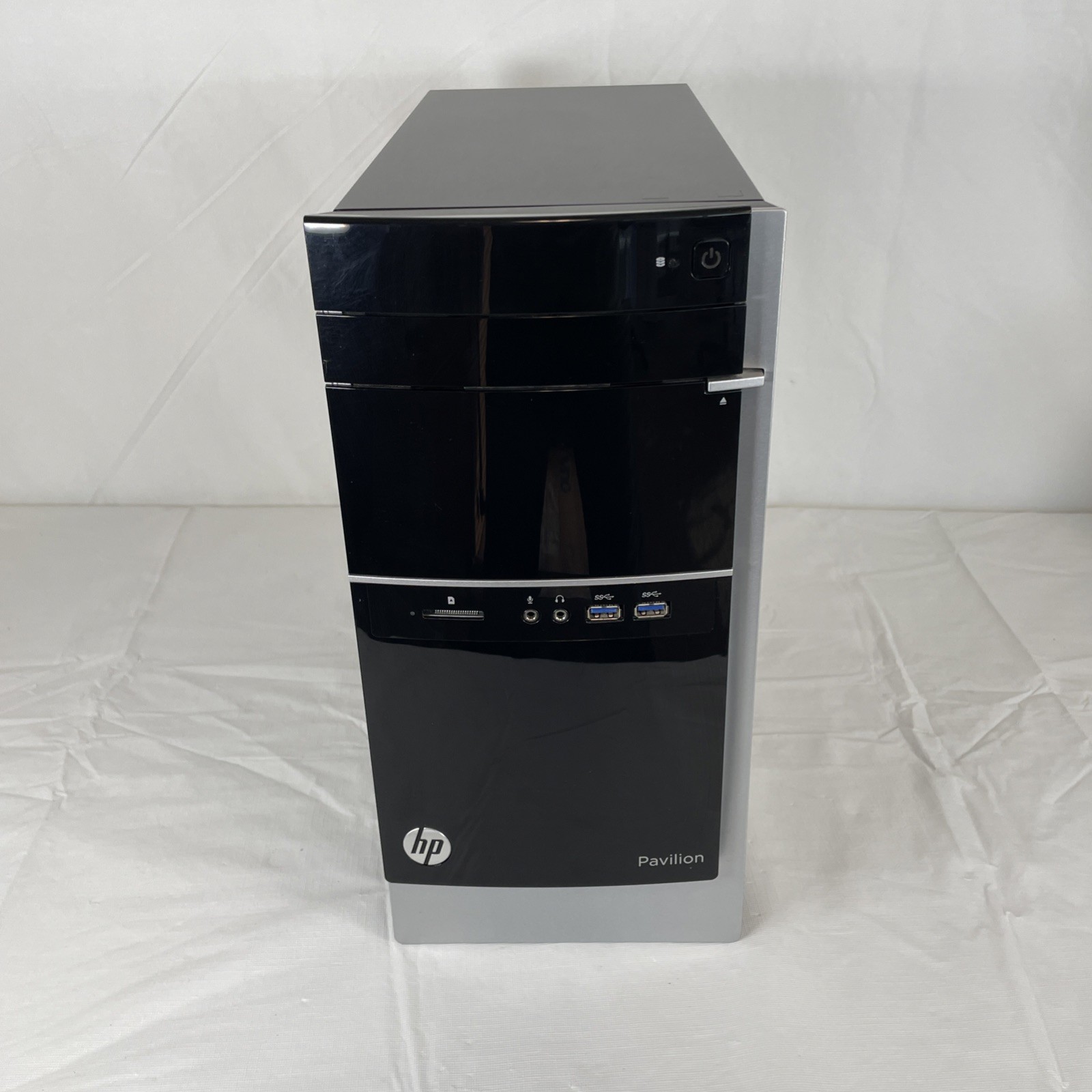HP Pavilion 500-164 Tower PC | AMD A8-6500 3.5GHz | 8GB RAM | No OS / No HDD