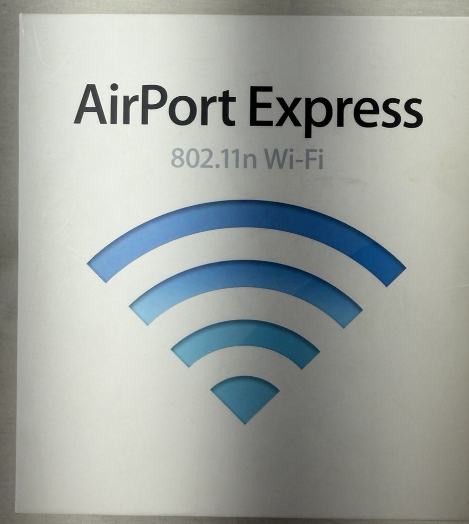 Apple AirPort Express A1264 802.11n Wi-Fi Used working 220 and 120 Volt plugs