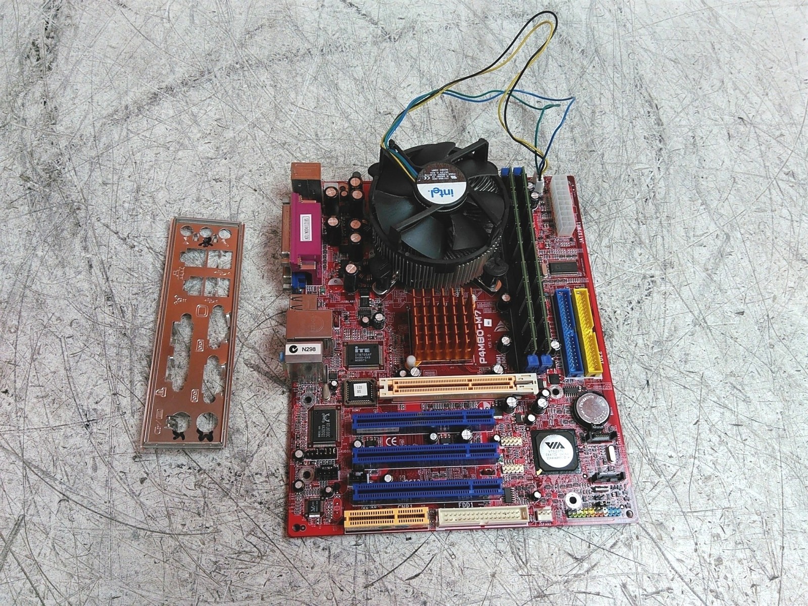 BioStar P4M80-M7 Micro-ATX Motherboard Intel Pentium 4 3GHz 2GB w/ Heatsink 