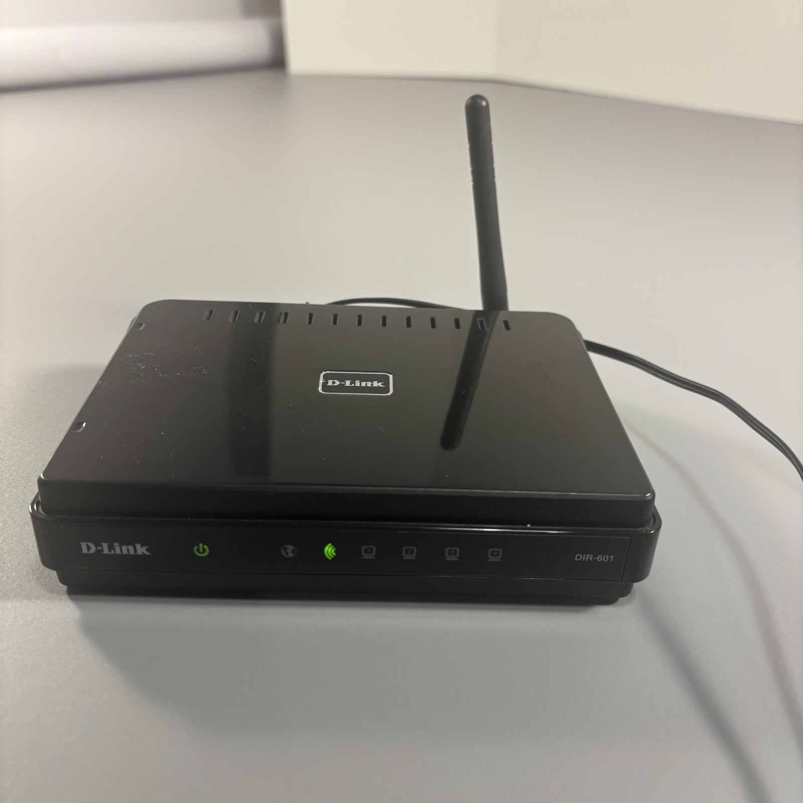 D-Link DIR-601 Wireless N 150 Home Router w/ Power Adapter – Model DIR-601