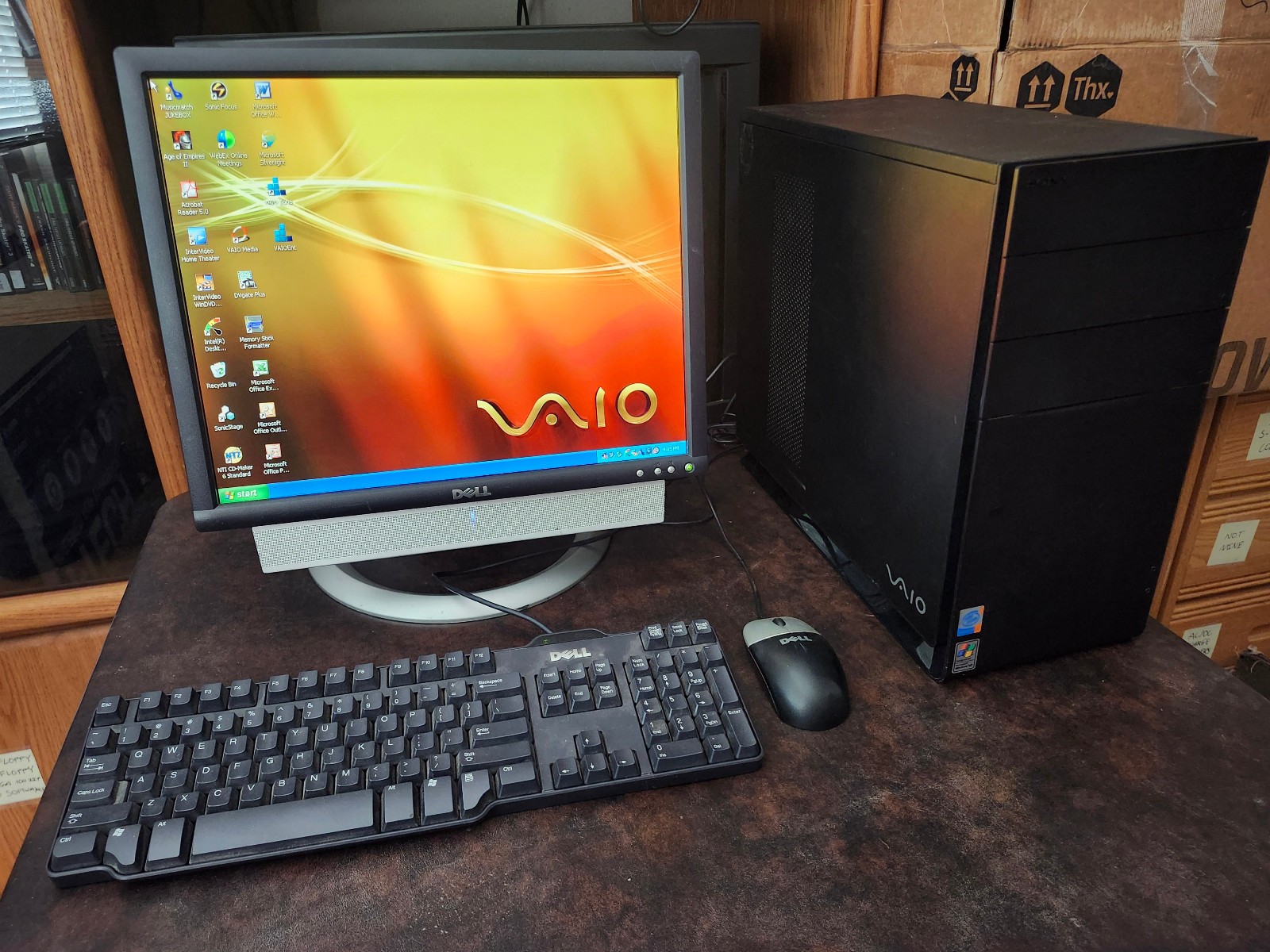 Sony Vaio PCV-C21L RB30 Desktop Pentium 4, 3.0 GHz 1GB RAM 200GB HDD