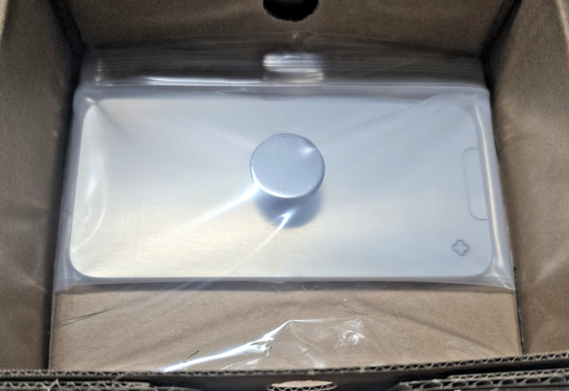 New Genuine Apple Magic Trackpad 2 Silver Replacement Part P/N 923-04911 OEM Box