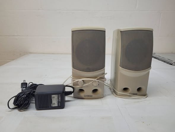 Cambridge Soundworks inc. multimedia computer speaker system SBS52 / r4 d24