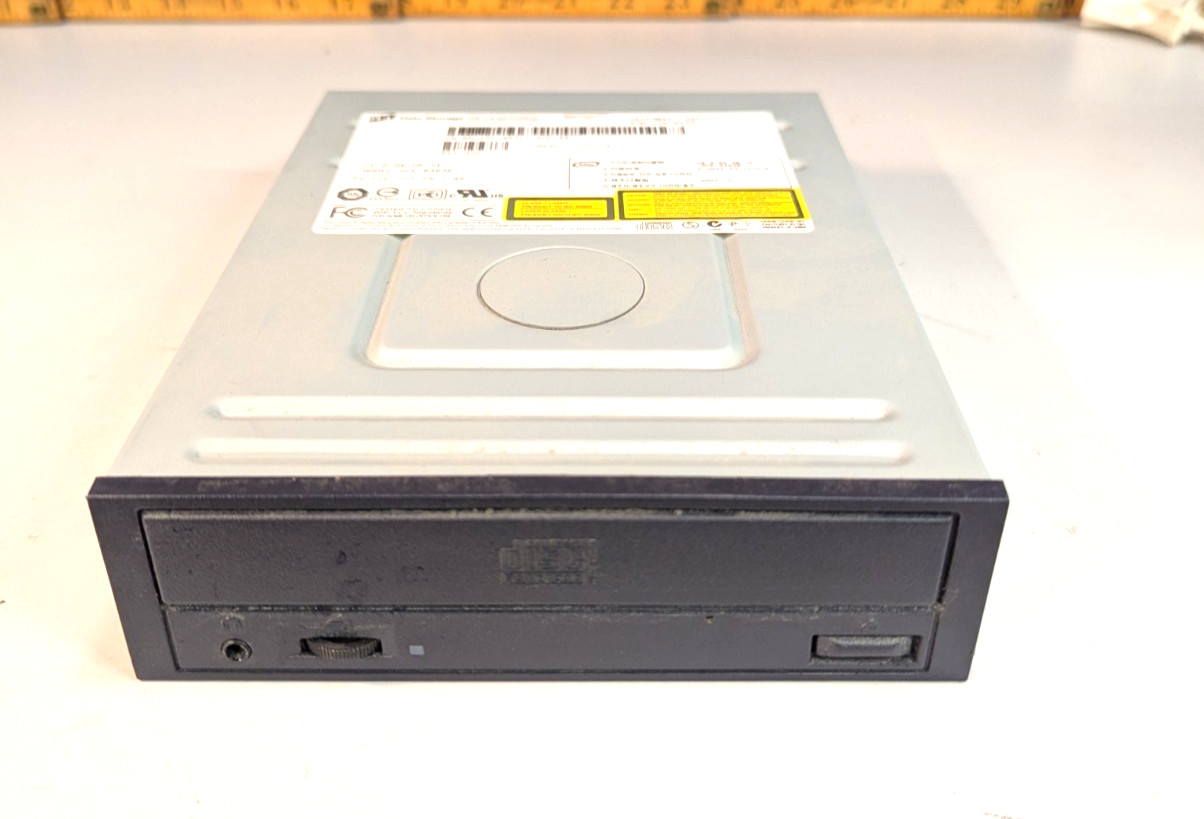 Hitachi-LG Data Storage CD-R/RW Drive Model: GCE-8483B IDE